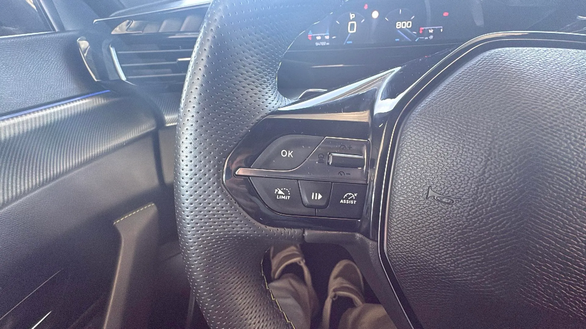Peugeot 308 GT PureTech 130 EAT8 - foto 12