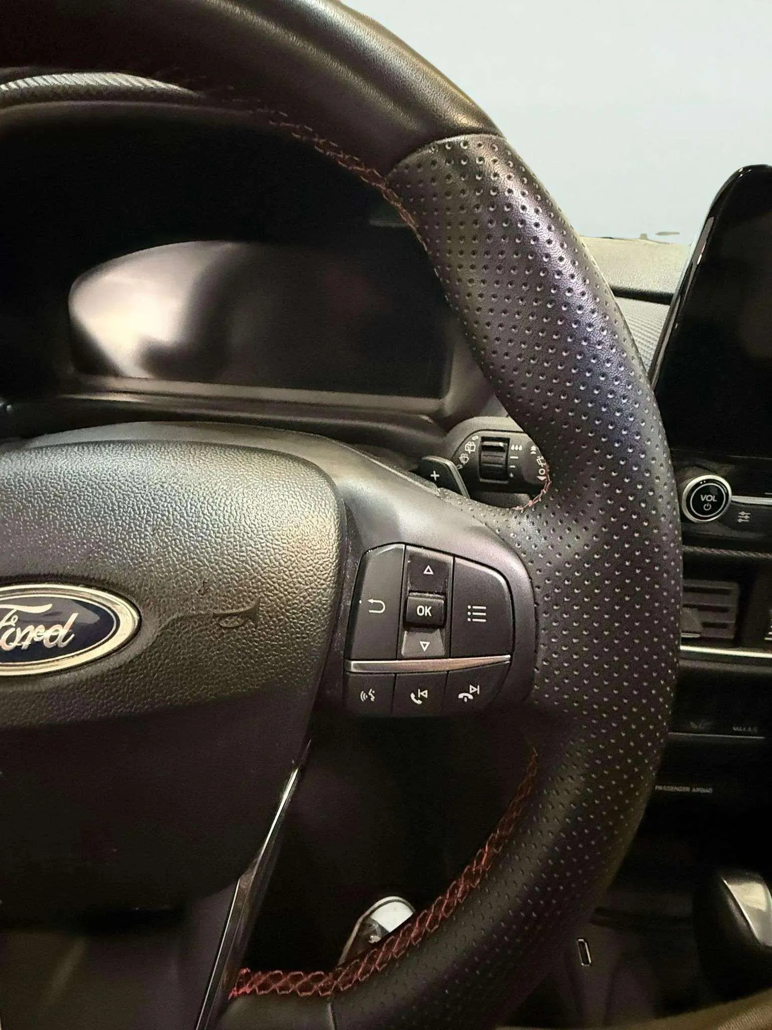 Ford Puma 1.0 EcoBoost ST-Line MHEV - foto 18