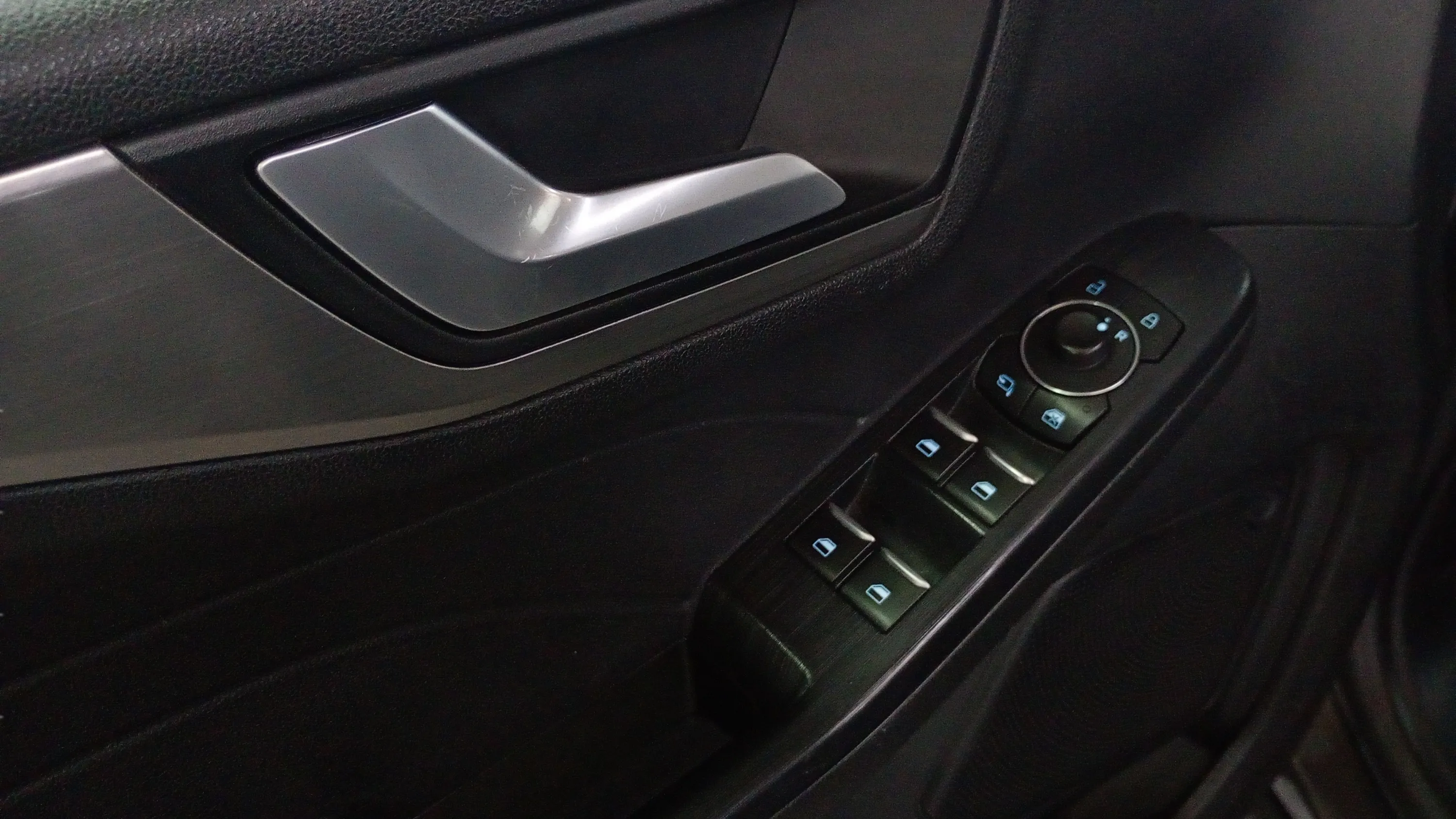 Ford Kuga Titanium 1.5T EcoBoost - foto 18