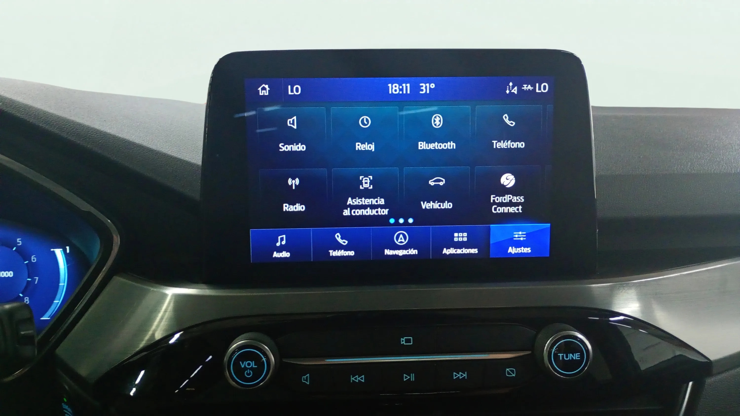 Ford Kuga Titanium 1.5T EcoBoost - foto 32