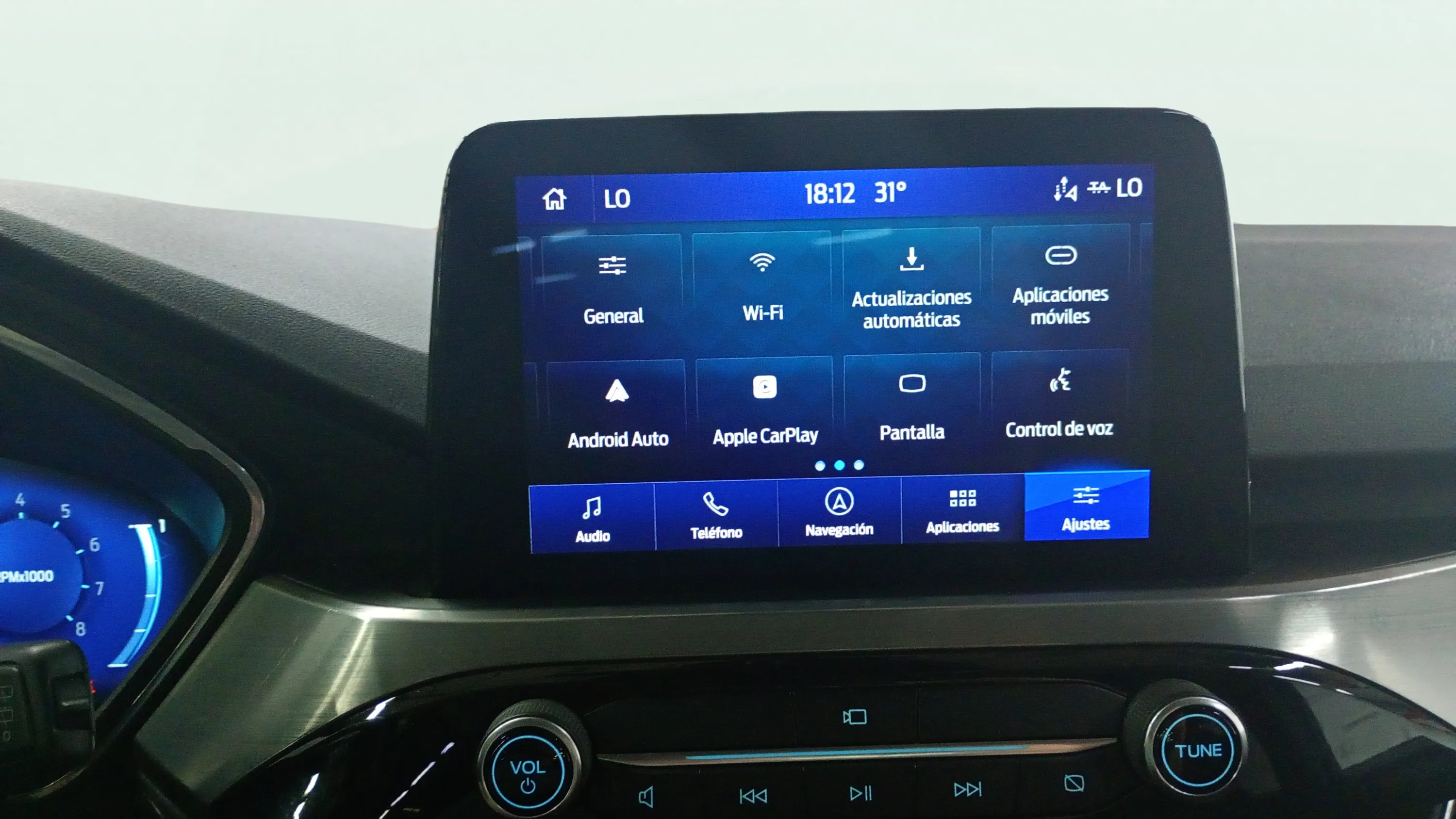 Ford Kuga Titanium 1.5T EcoBoost - foto 33