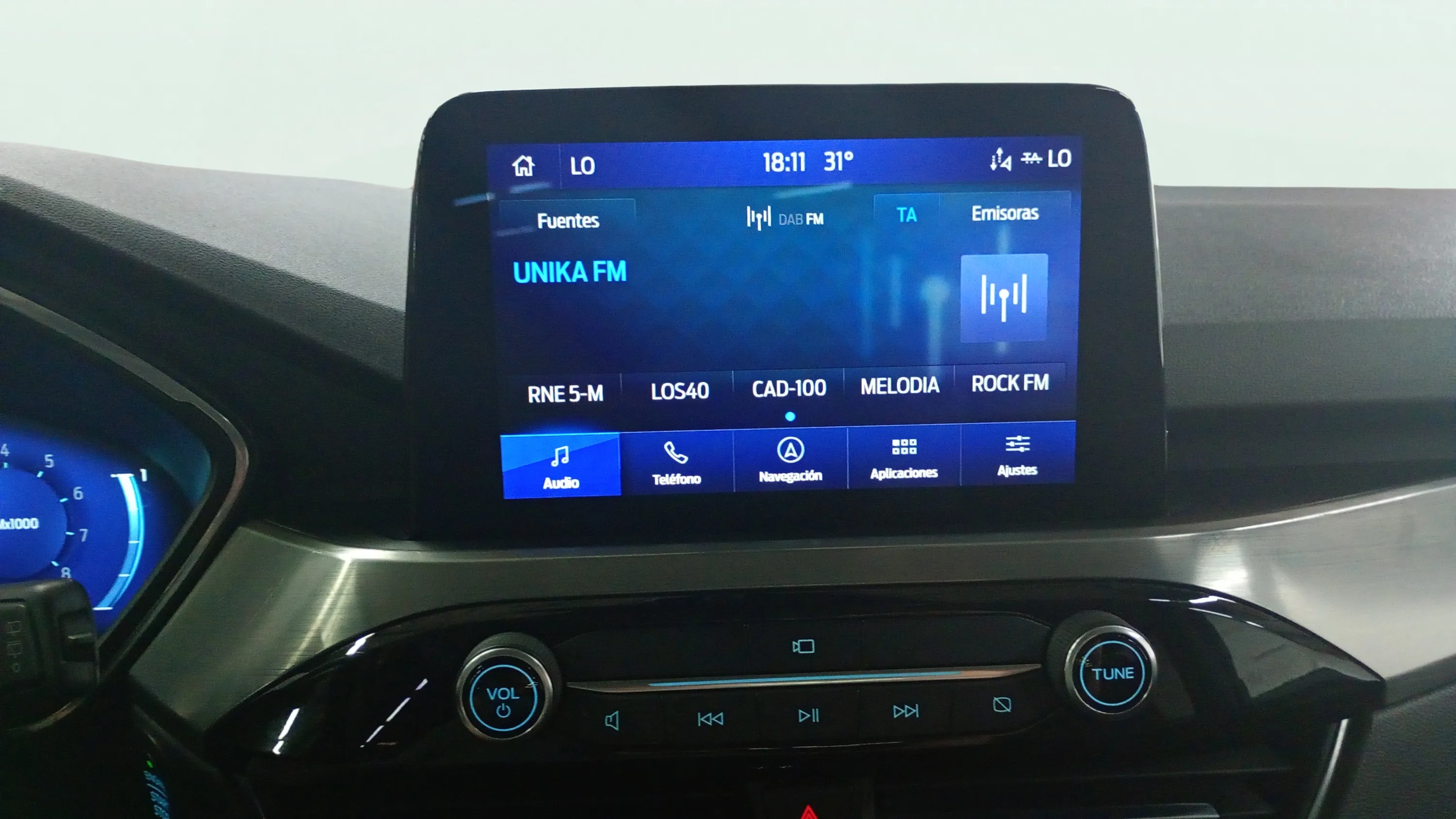 Ford Kuga Titanium 1.5T EcoBoost - foto 28