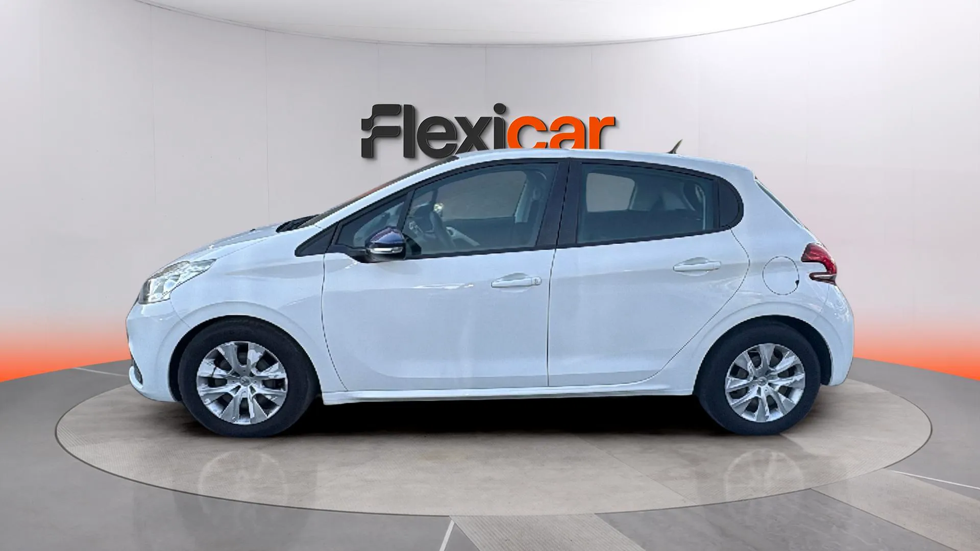 Peugeot 208 PureTech Active - foto 5