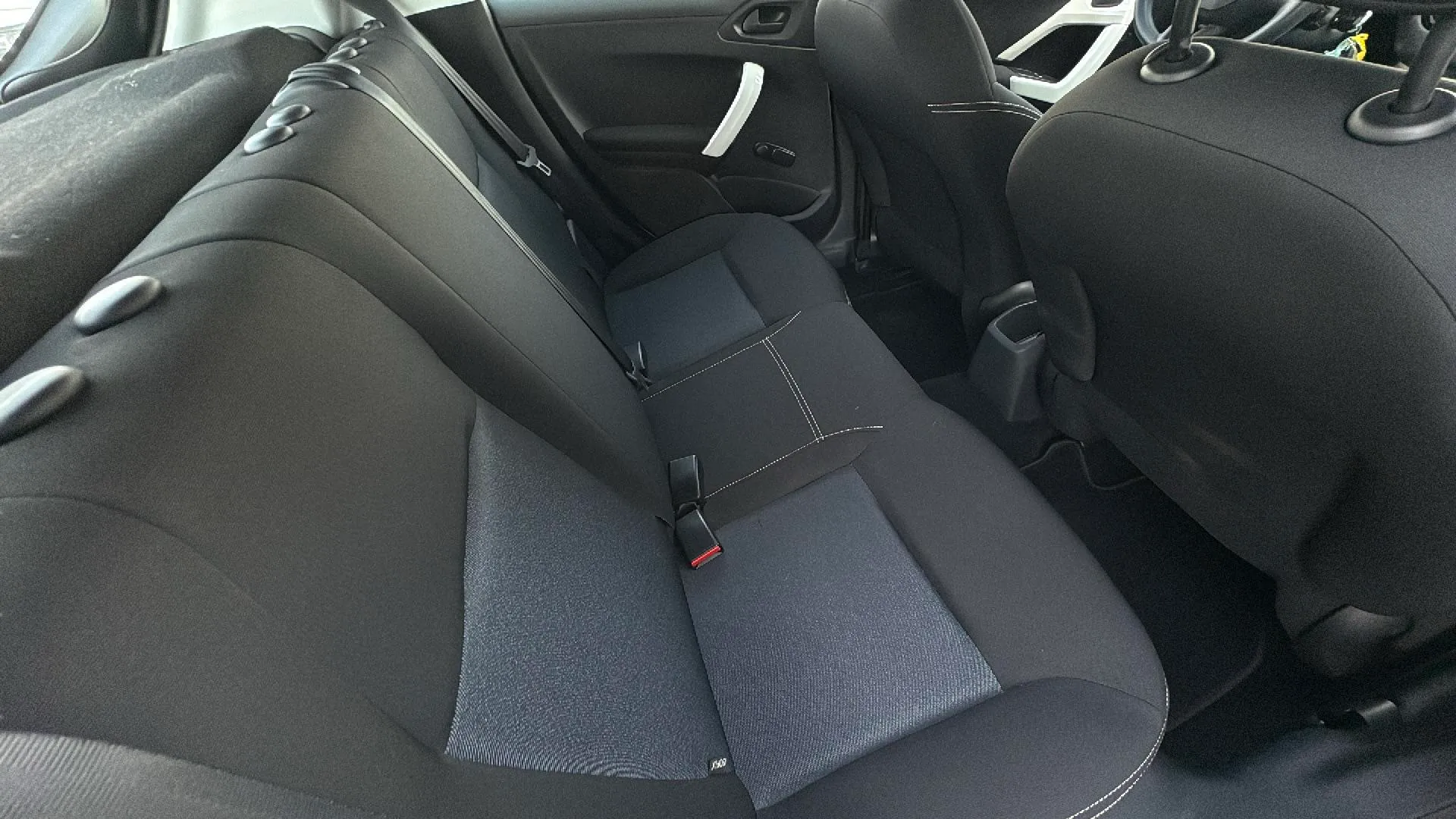 Peugeot 208 PureTech Active - foto 22