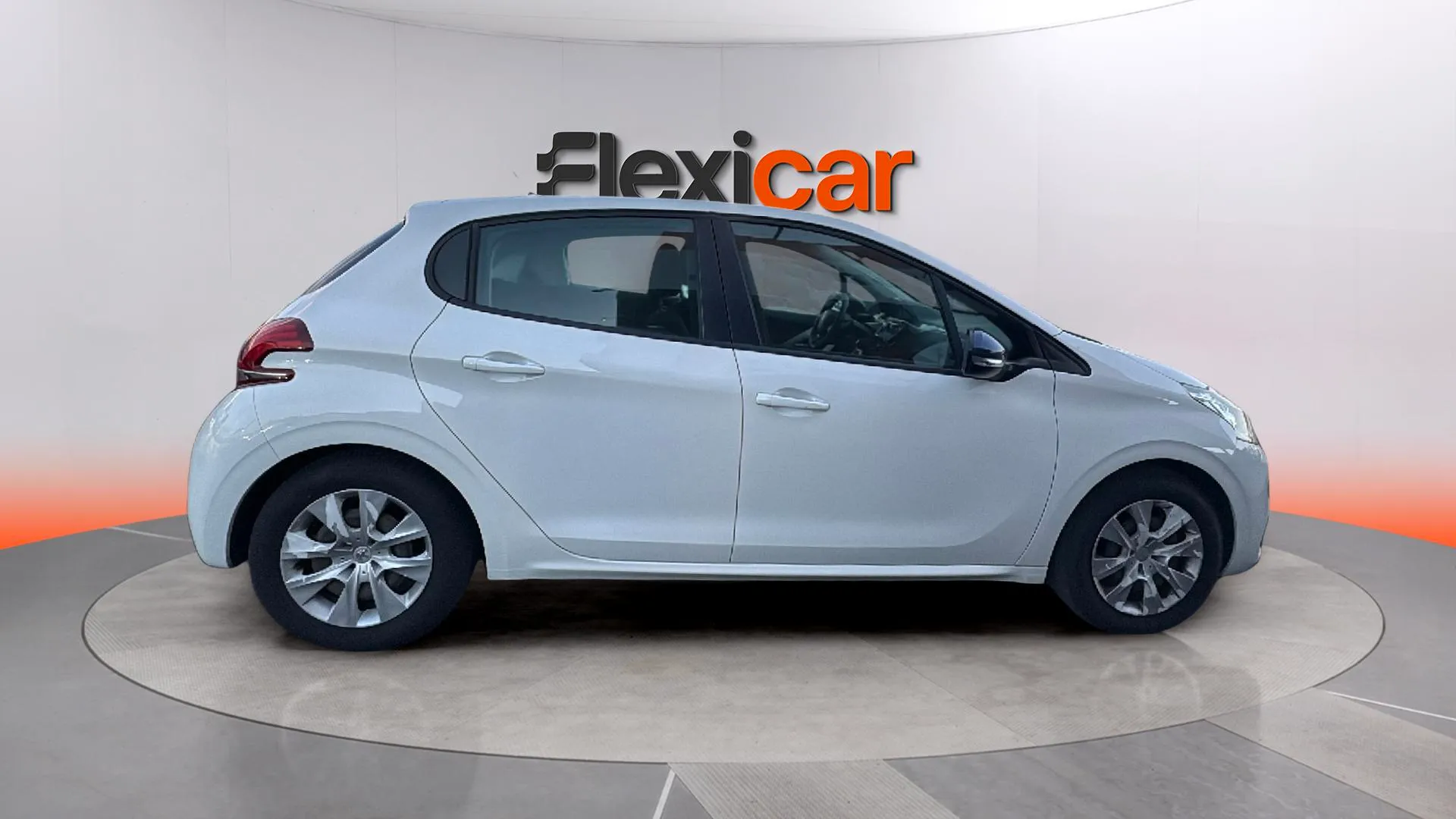 Peugeot 208 PureTech Active - foto 11