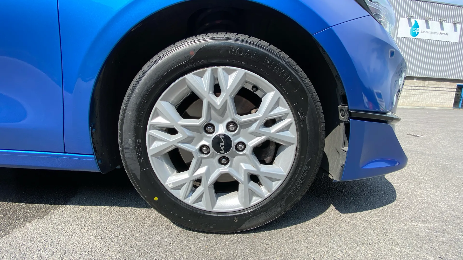 Kia Ceed 1.6 MHEV iMT Drive - foto 25
