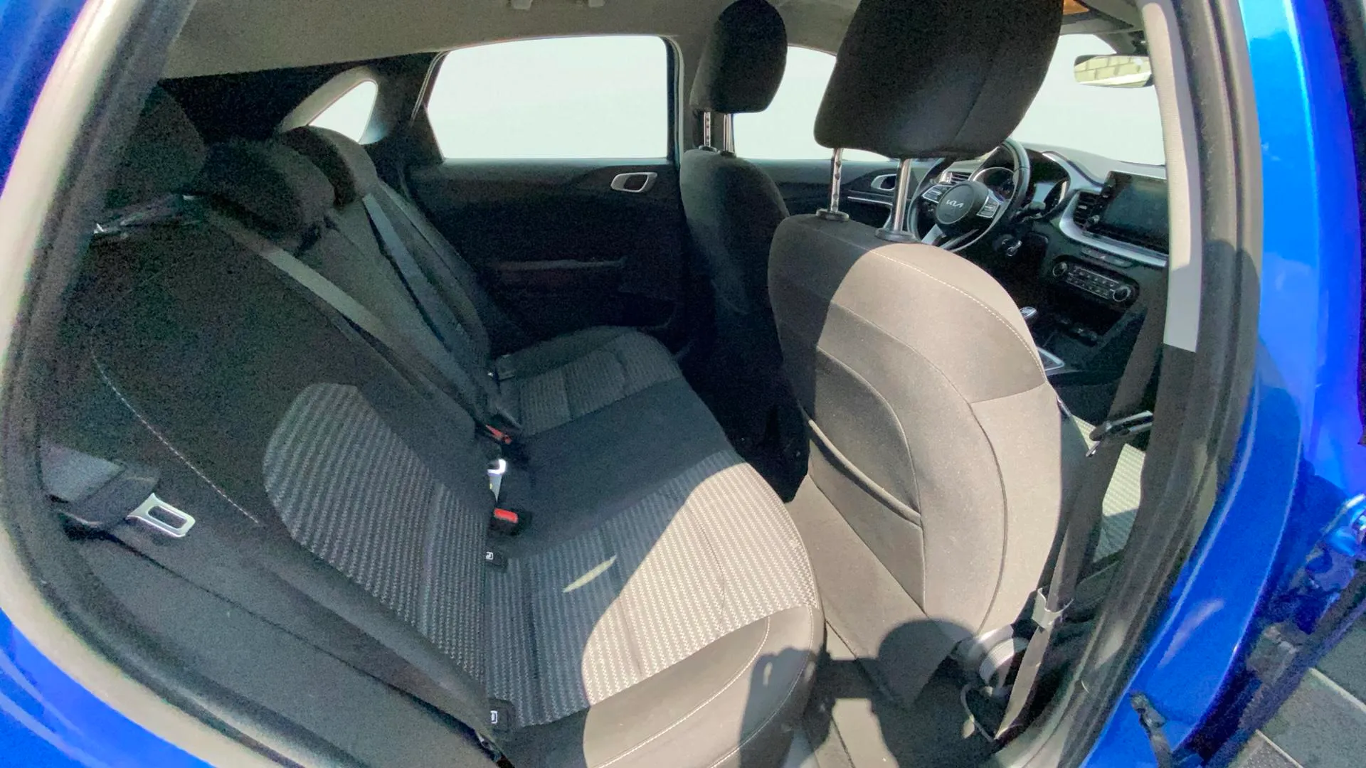 Kia Ceed 1.6 MHEV iMT Drive - foto 23