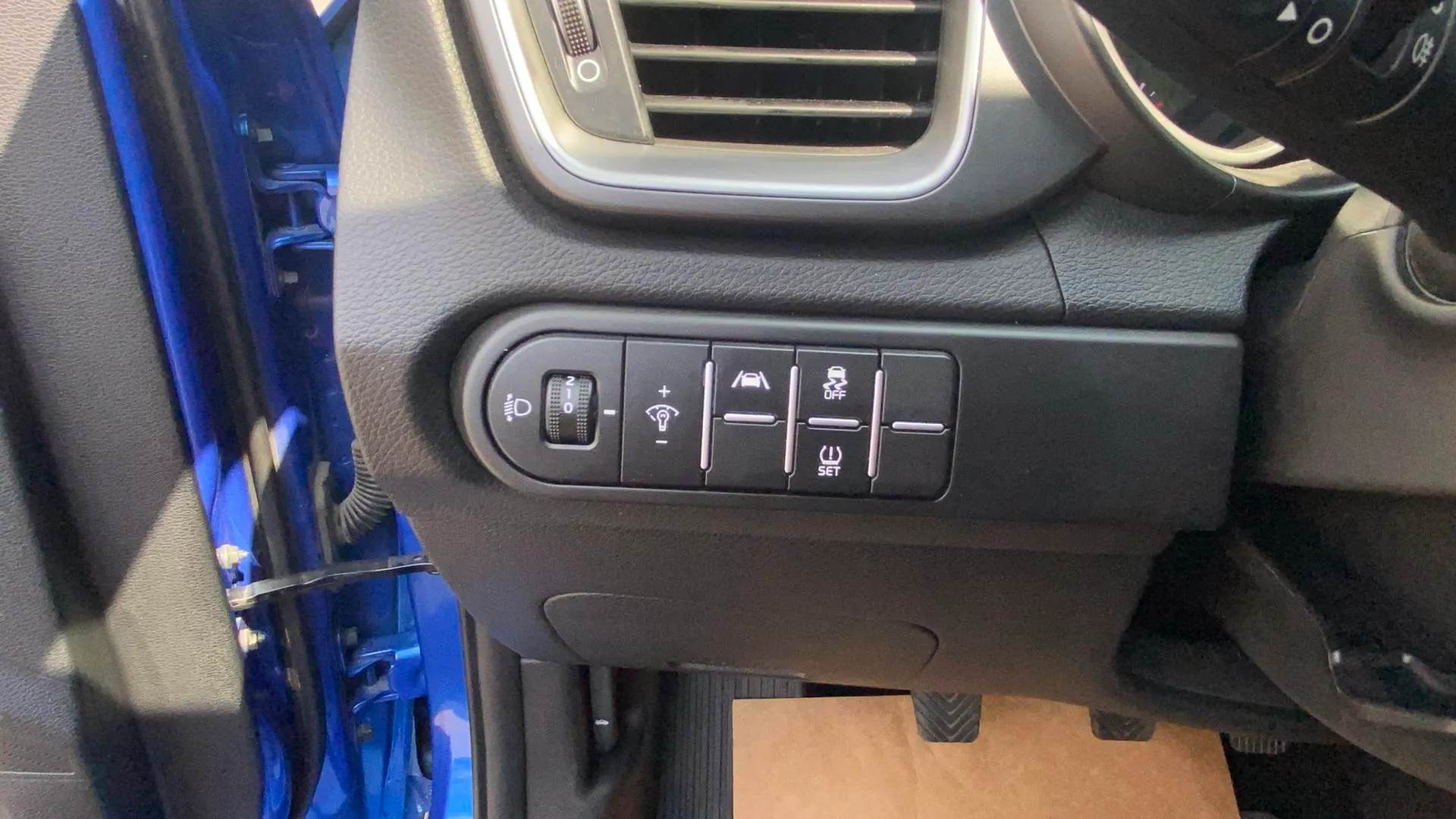 Kia Ceed 1.6 MHEV iMT Drive - foto 20
