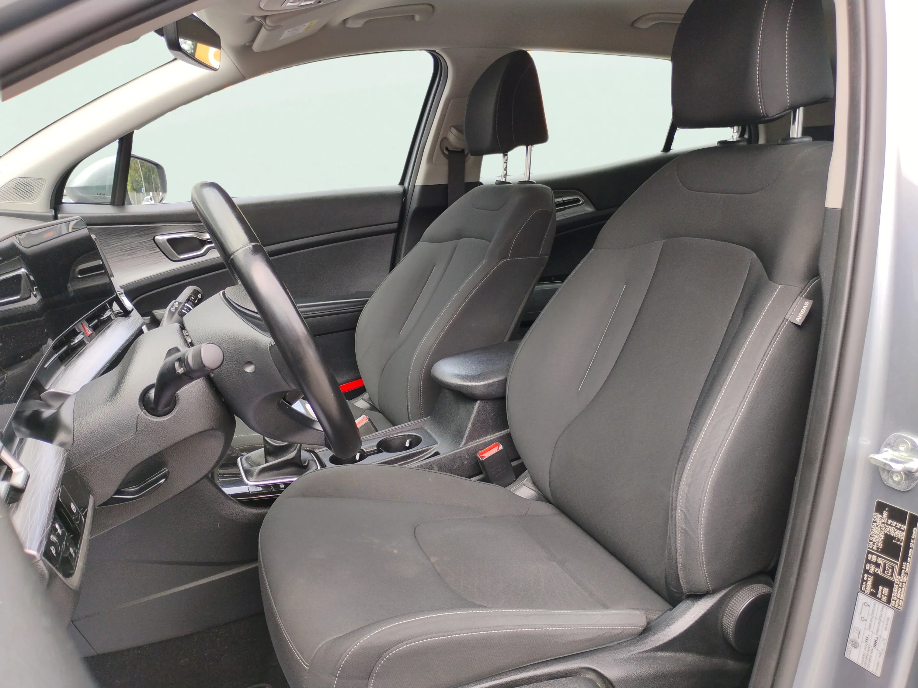 Kia Sportage 1.6 CRDi MHEV Business 4x2 - foto 11