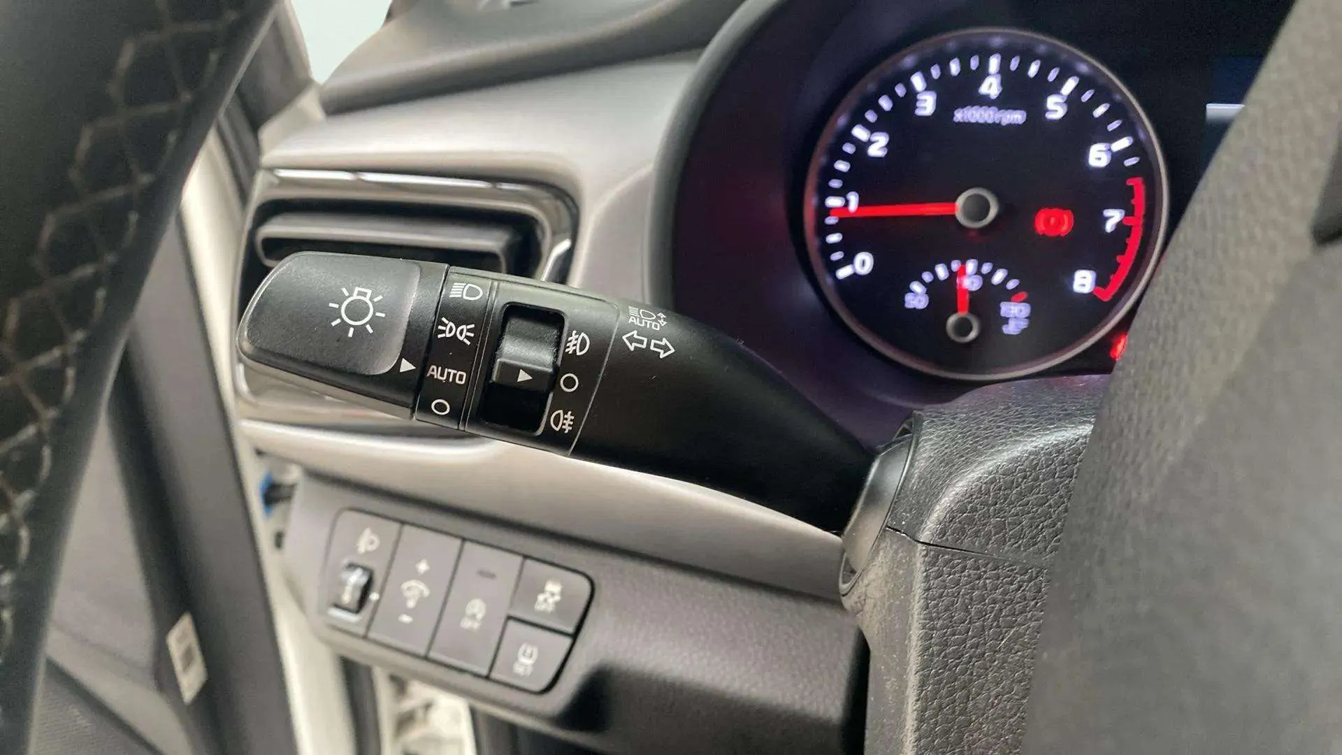 Kia Rio 1.0 T-GDi MHEV iMT Drive - foto 27