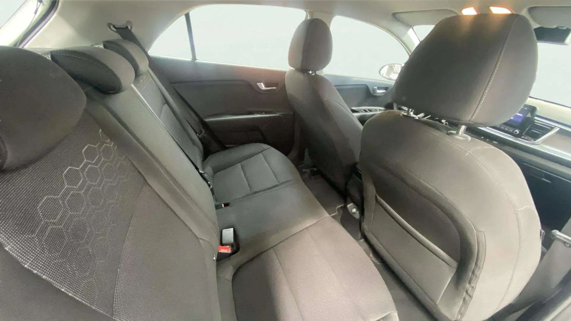 Kia Rio 1.0 T-GDi MHEV iMT Drive - foto 49