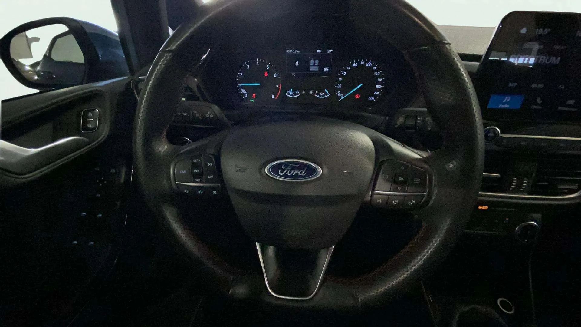 Ford Fiesta 1.0 EcoBoost MHEV ST-Line - foto 8