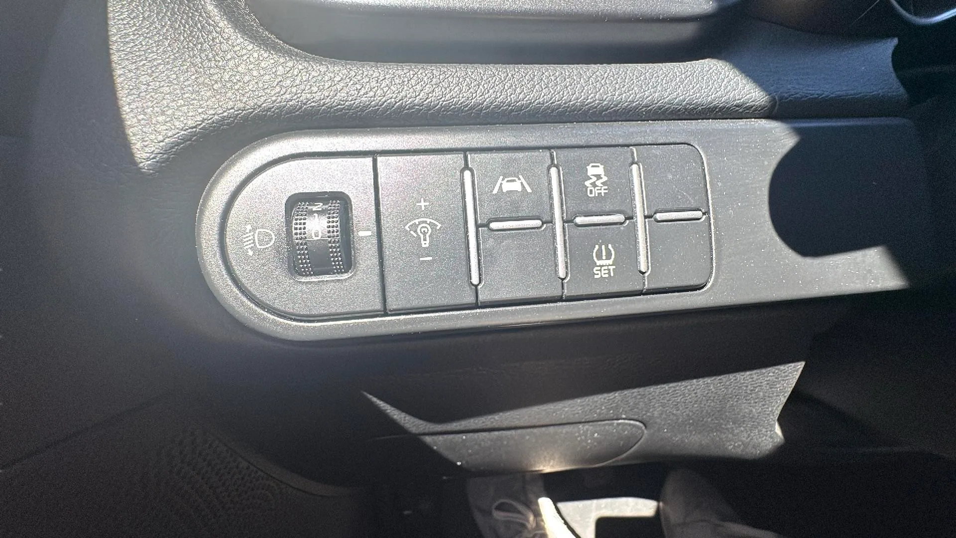 Kia Ceed 1.6 MHEV iMT Drive - foto 16