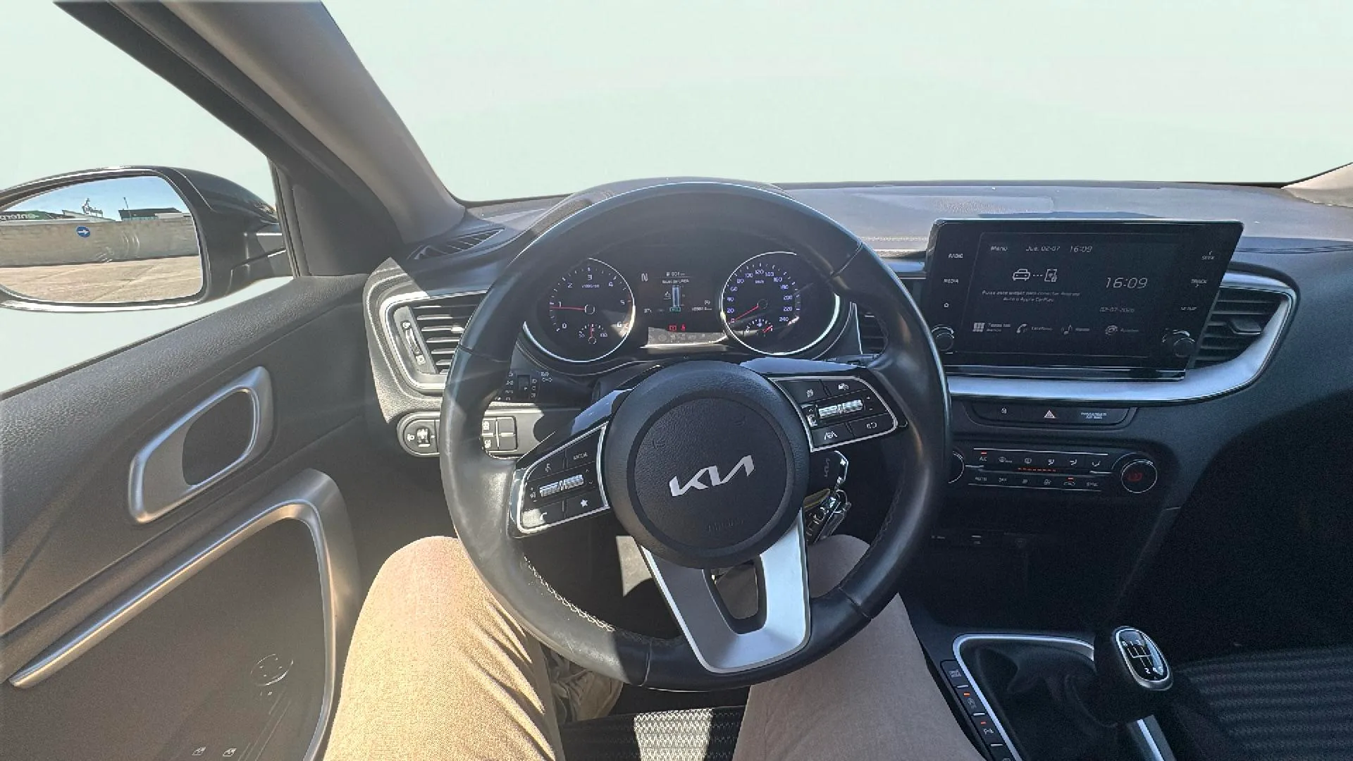Kia Ceed 1.6 MHEV iMT Drive - foto 11