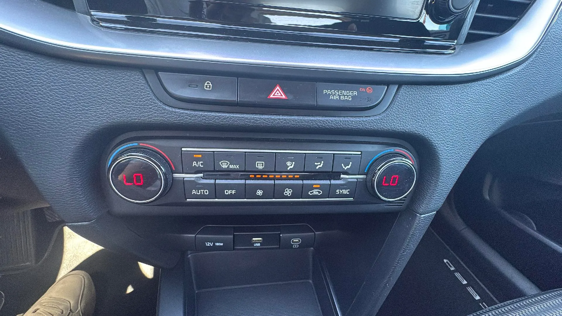 Kia Ceed 1.6 MHEV iMT Drive - foto 21