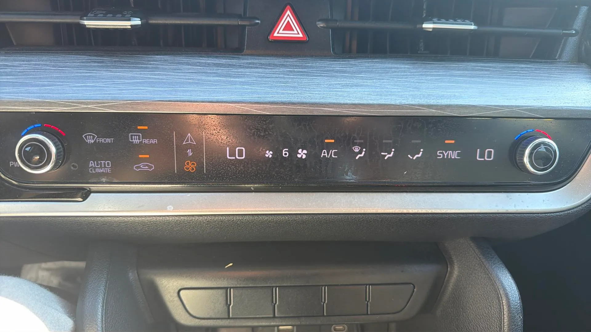 Kia Sportage 1.6 CRDi MHEV Business 4x2 - foto 23