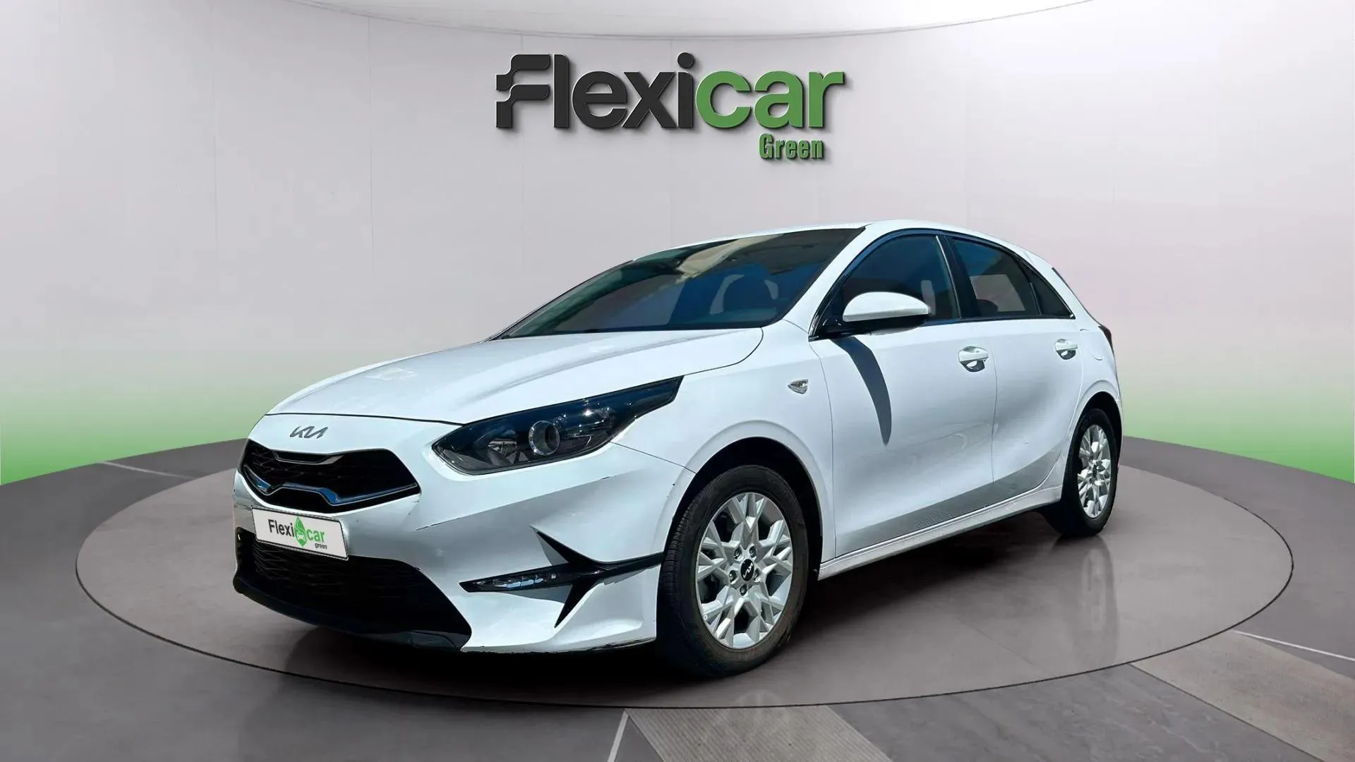 Kia Ceed 1.6 MHEV iMT Drive - foto 4