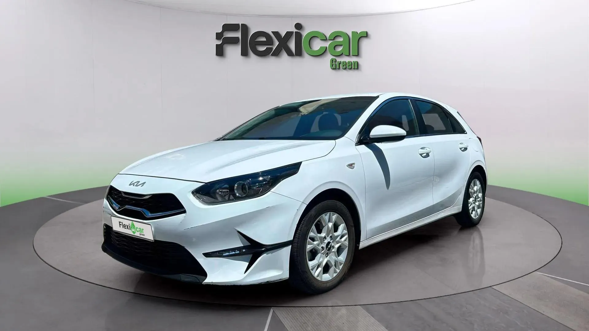 Kia Ceed 1.6 MHEV iMT Drive - foto 3