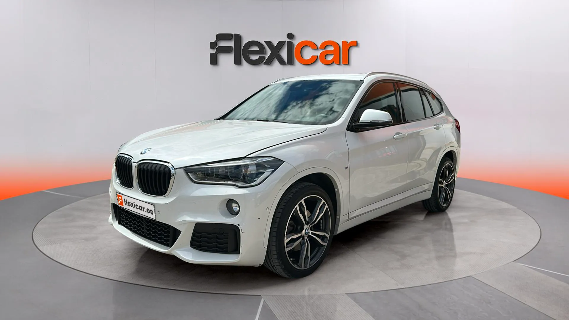 BMW X1 sDrive18d - foto 3