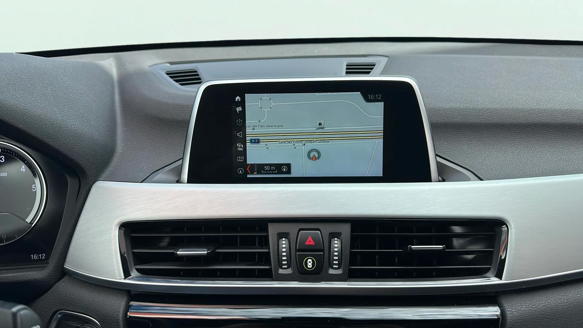 BMW X1 sDrive18d - foto 13