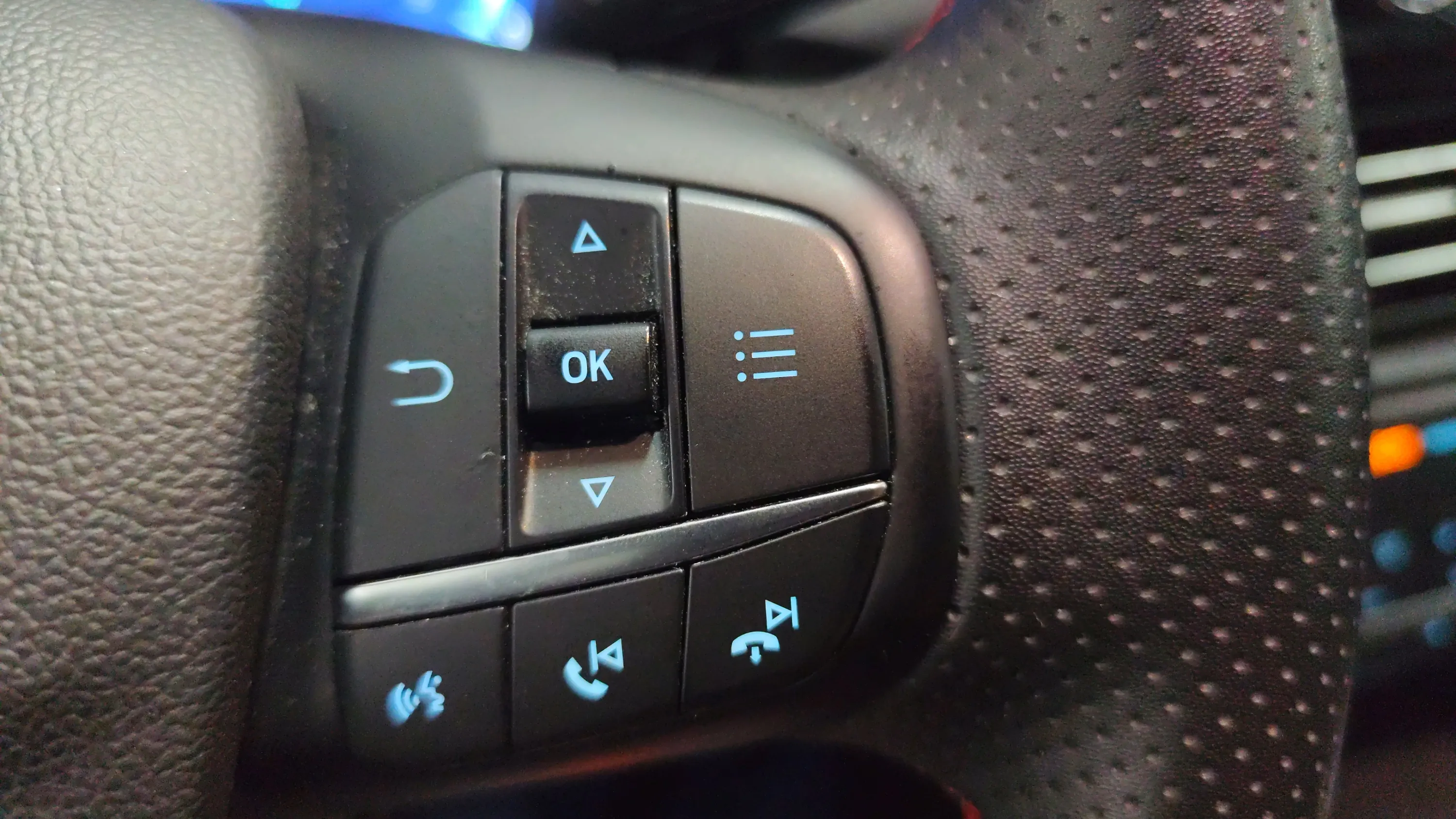 Ford Kuga ST-Line 1.5T EcoBoost - foto 21