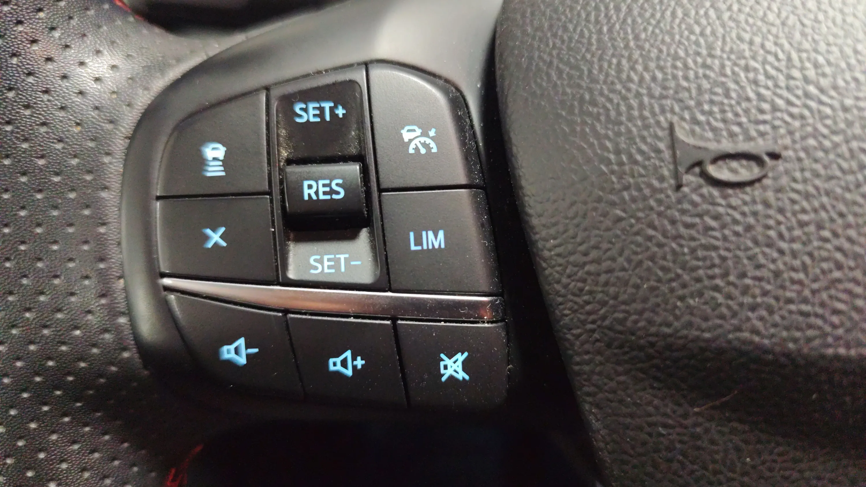 Ford Kuga ST-Line 1.5T EcoBoost - foto 20