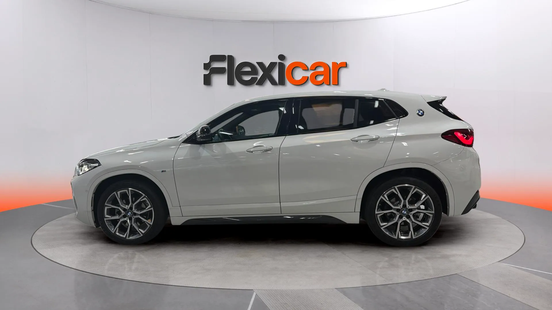 BMW X2 xDrive18dA - foto 6