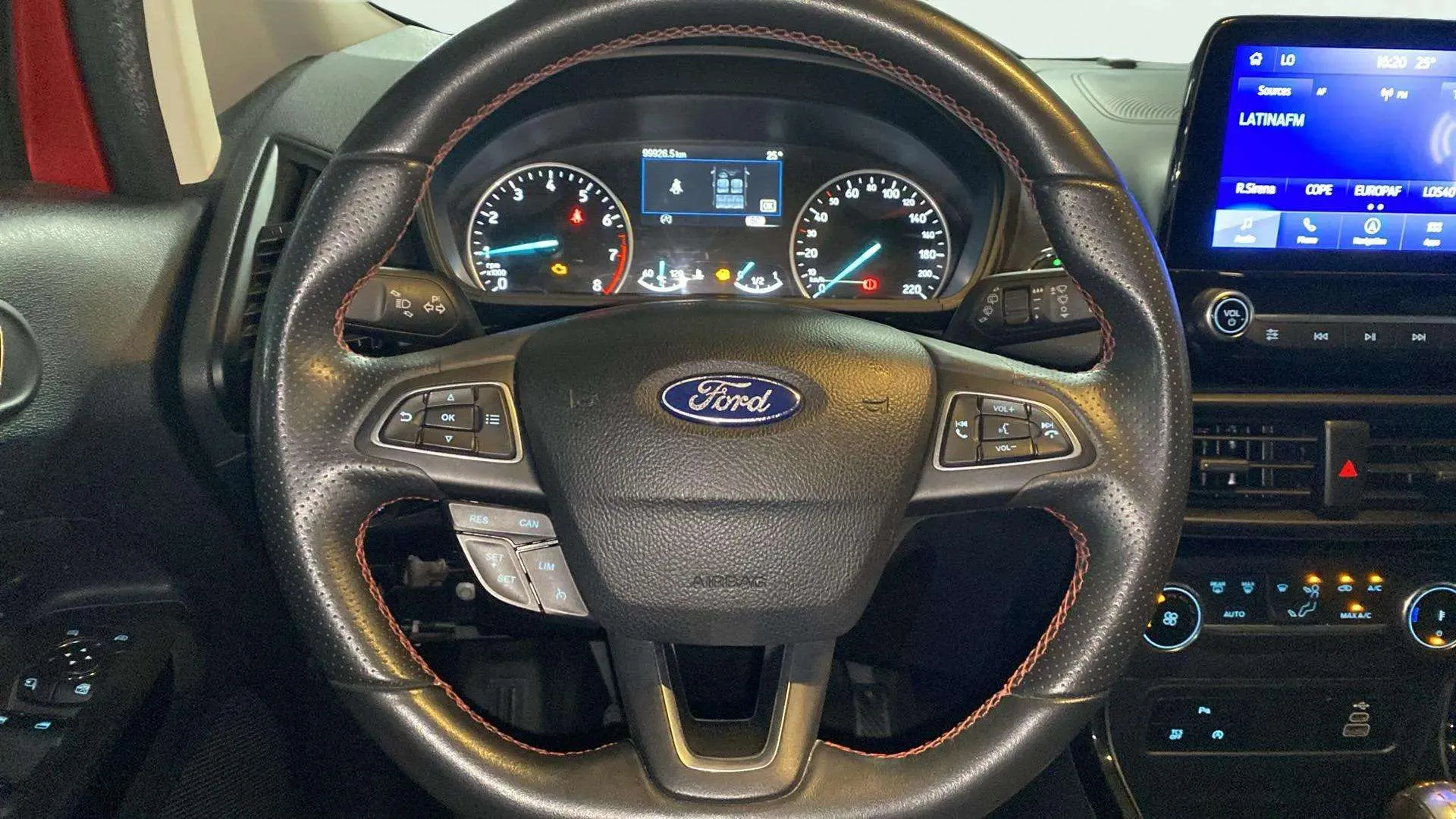 Ford EcoSport 1.0T EcoBoost ST Line - foto 10