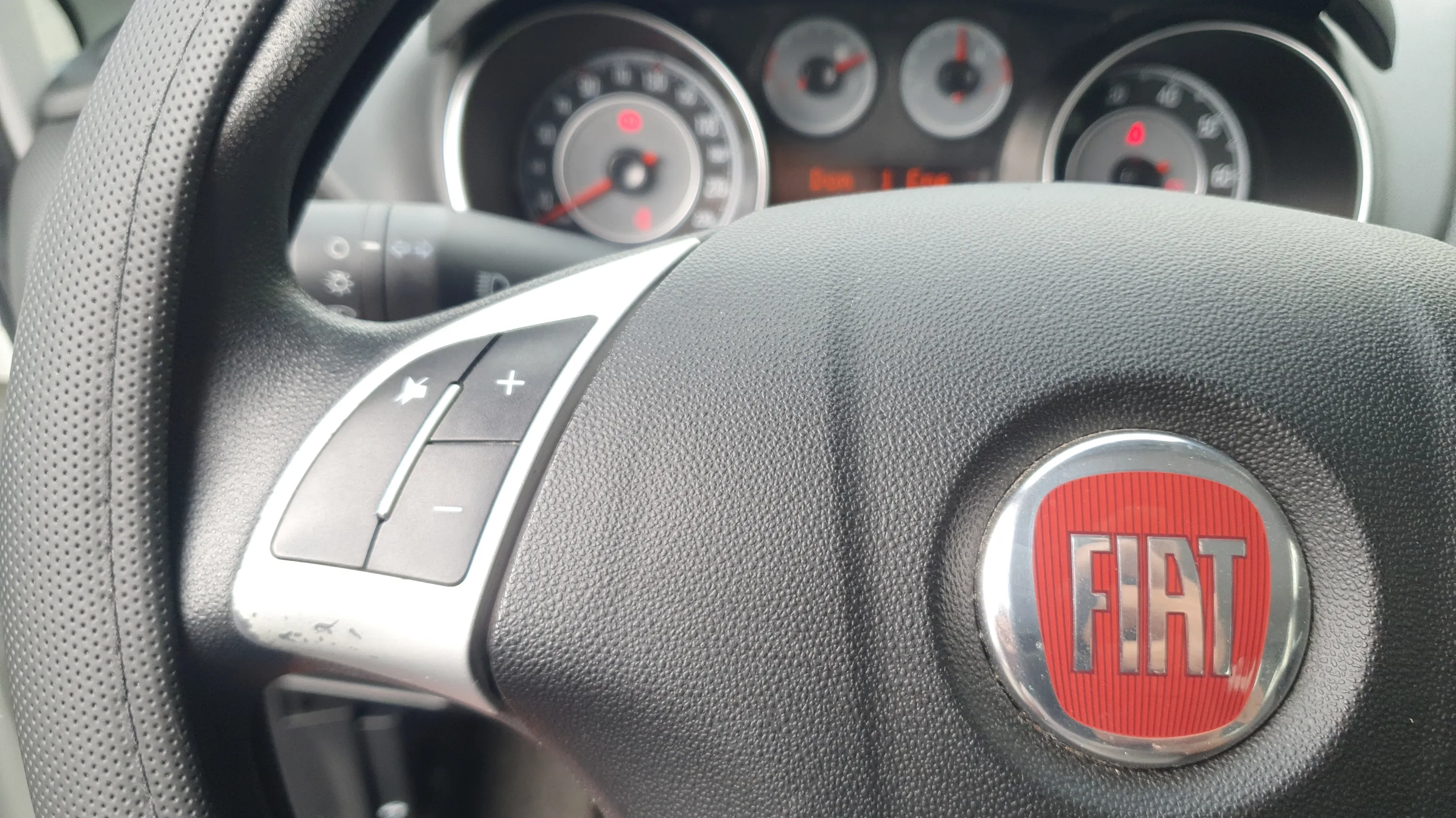 Fiat Punto 1.2 Gasolina - foto 16
