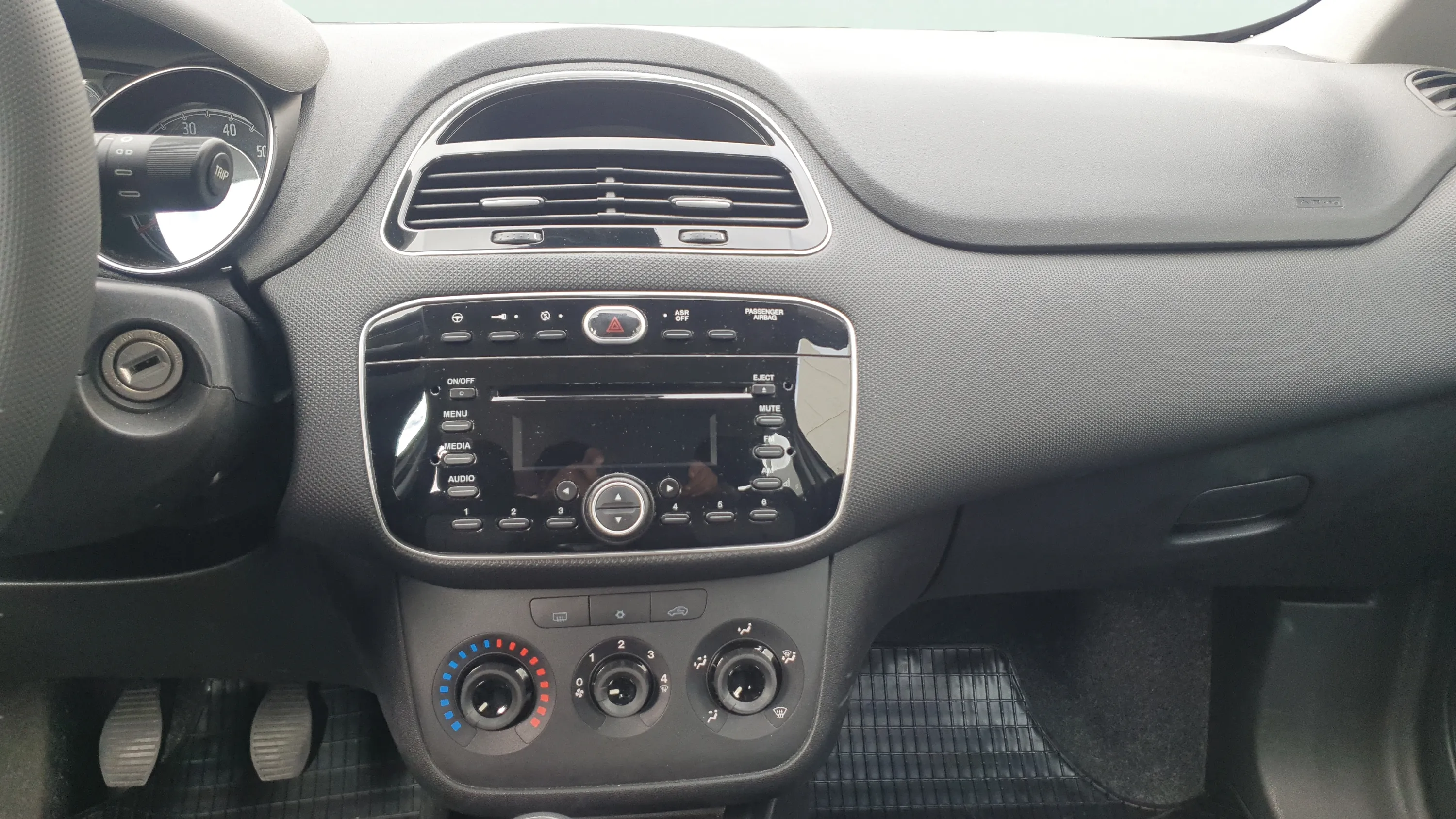 Fiat Punto 1.2 Gasolina - foto 6
