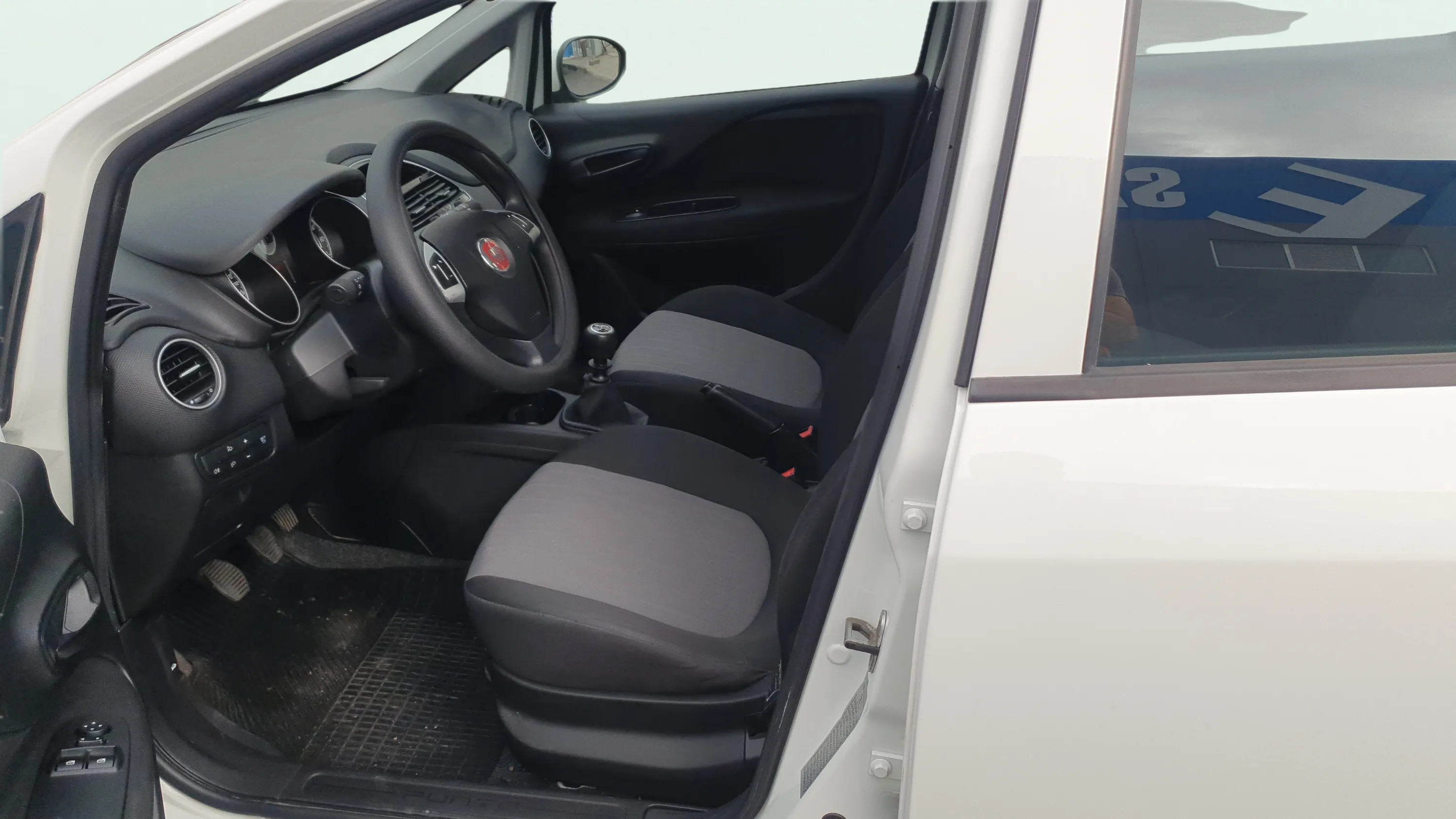 Fiat Punto 1.2 Gasolina - foto 11