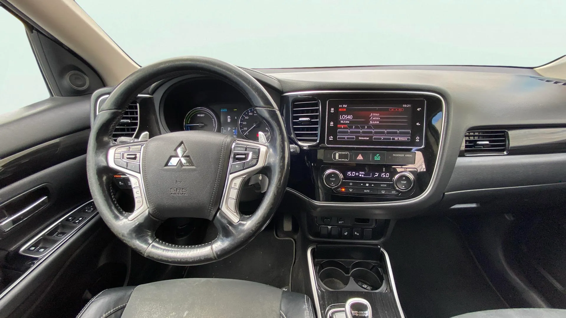 Mitsubishi Outlander 2.0 PHEV Kaiteki 4WD - foto 11