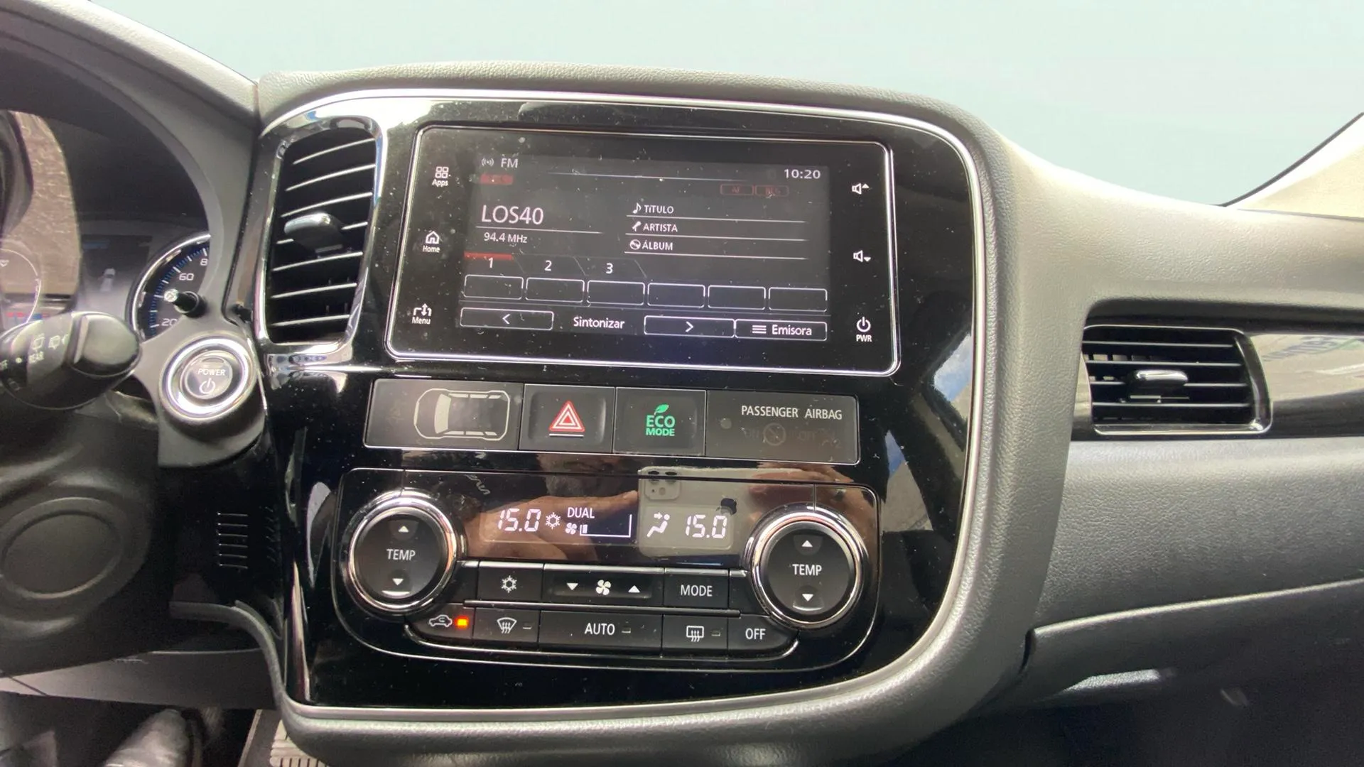 Mitsubishi Outlander 2.0 PHEV Kaiteki 4WD - foto 15