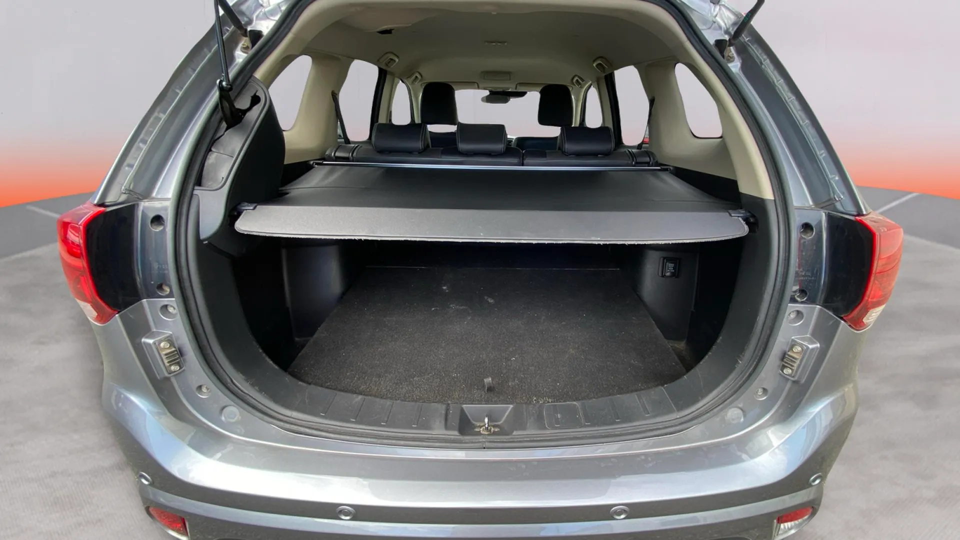 Mitsubishi Outlander 2.0 PHEV Kaiteki 4WD - foto 10
