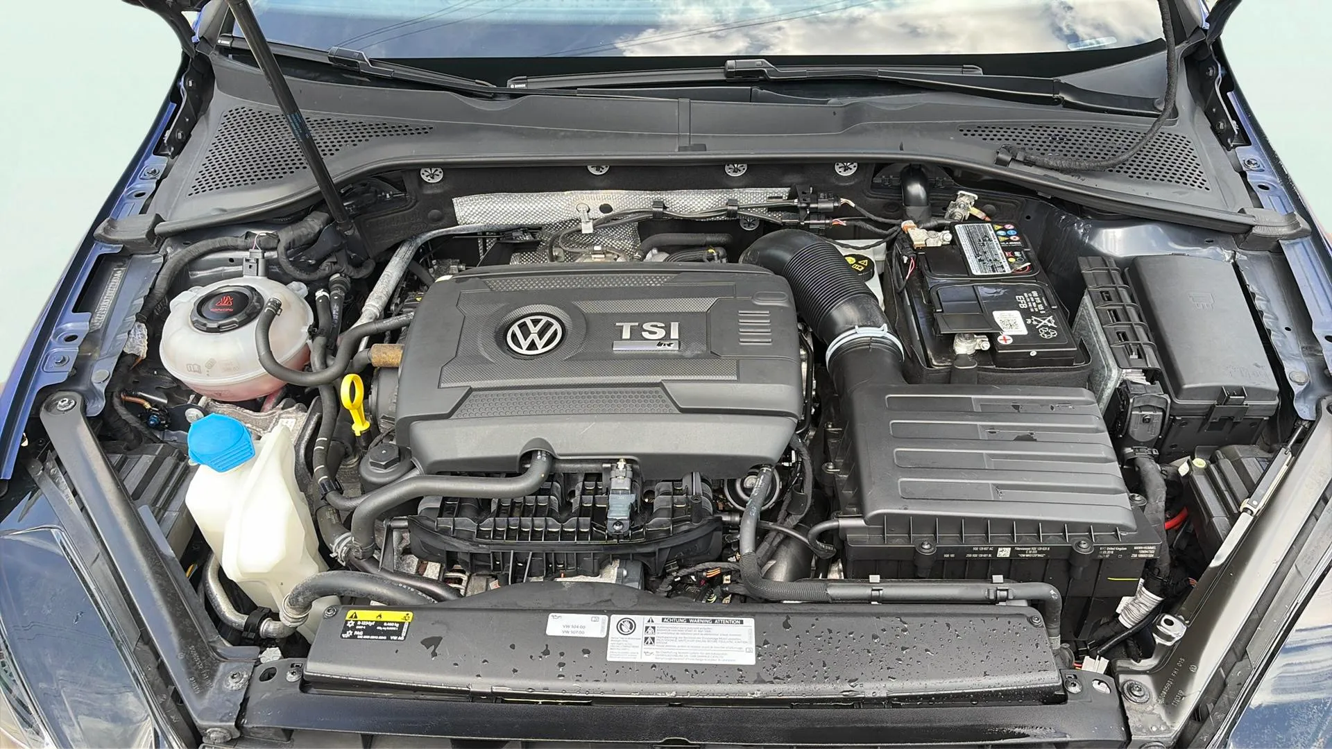 Volkswagen Golf R 2.0 TSI 4Motion DSG - foto 25