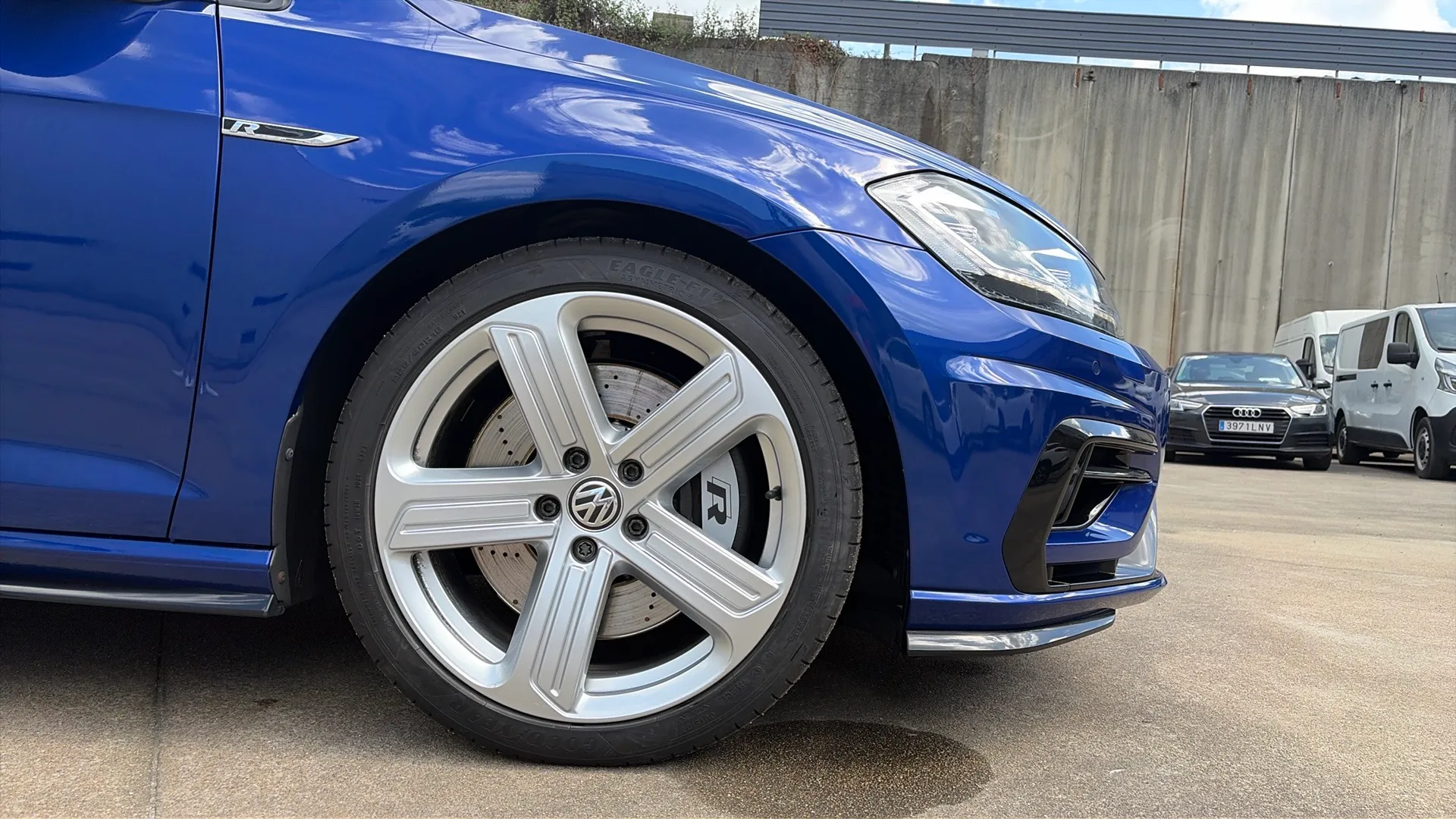 Volkswagen Golf R 2.0 TSI 4Motion DSG - foto 23