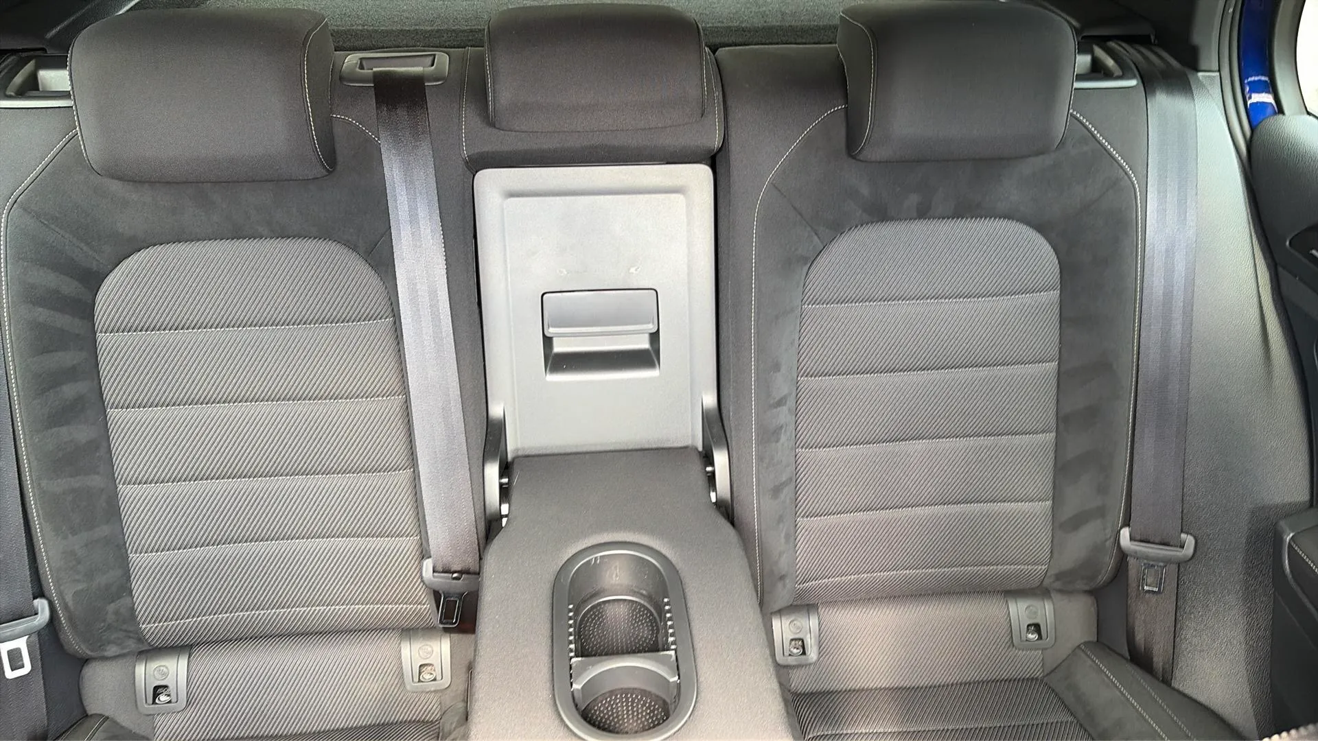 Volkswagen Golf R 2.0 TSI 4Motion DSG - foto 14