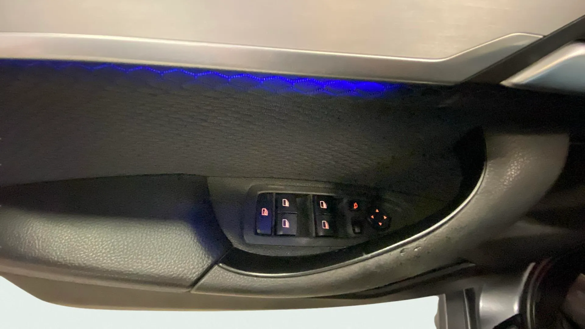 BMW X2 sDrive18d - foto 17