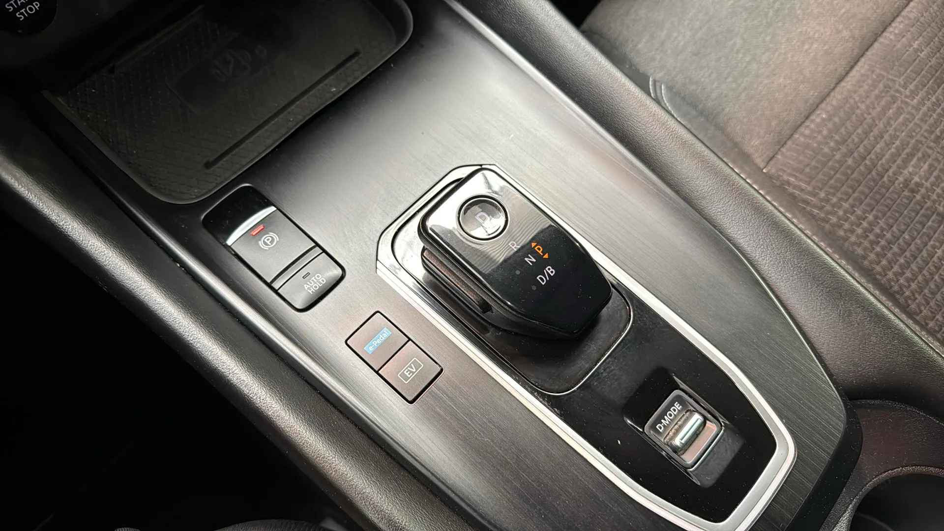 Nissan Qashqai DIG-T Xtronic N-Connecta - foto 19