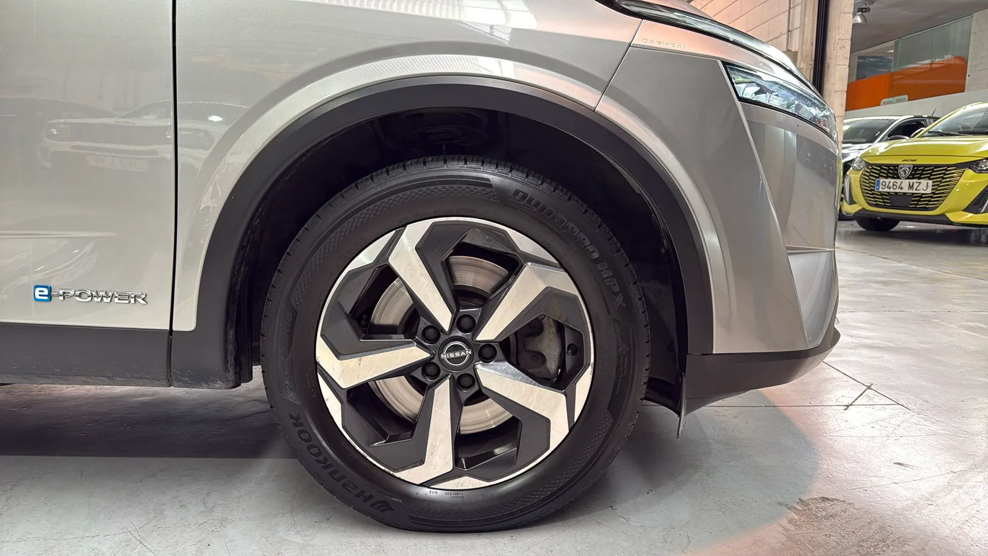 Nissan Qashqai DIG-T Xtronic N-Connecta - foto 23