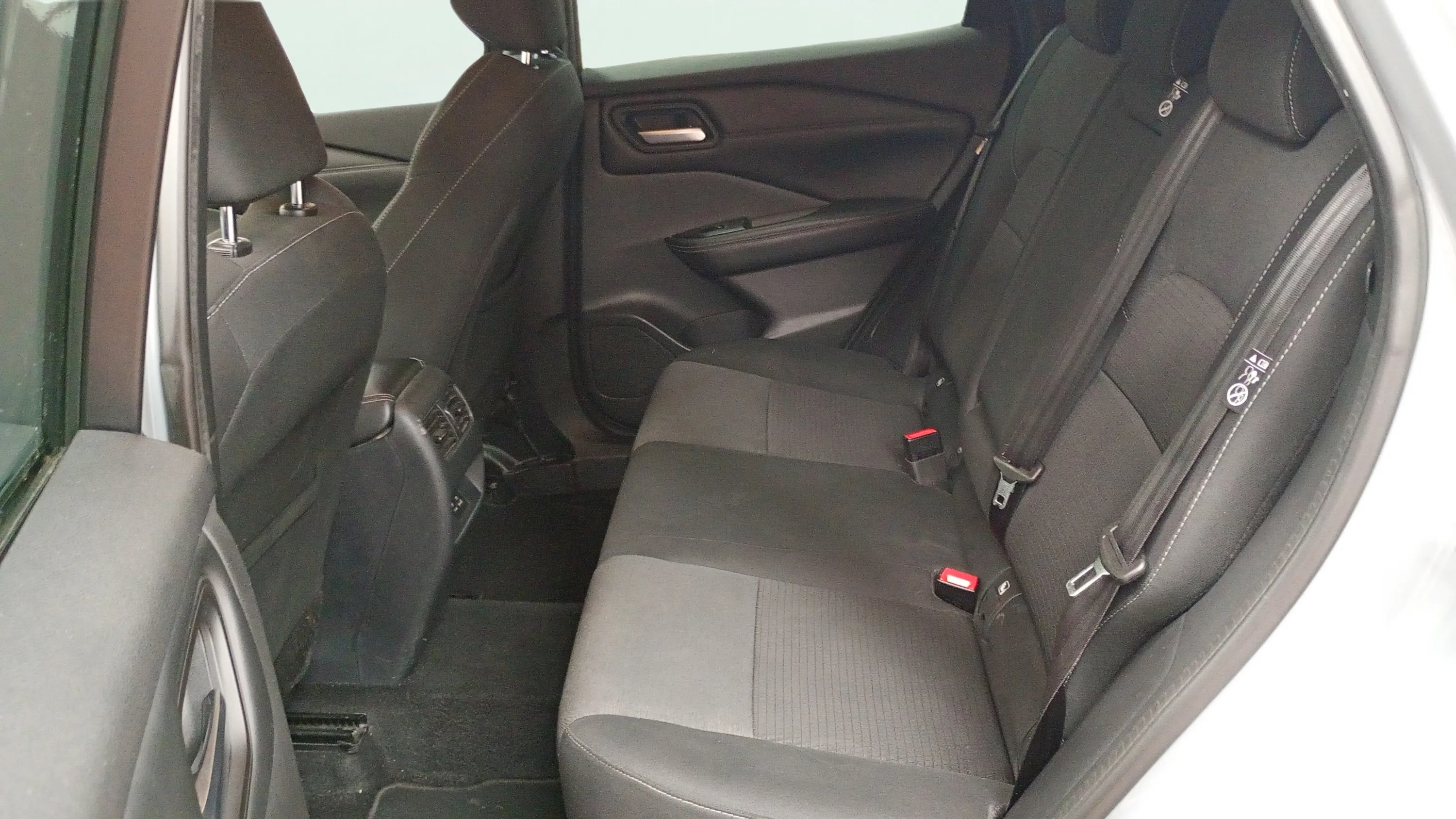 Nissan Qashqai DIG-T N-Connecta - foto 20