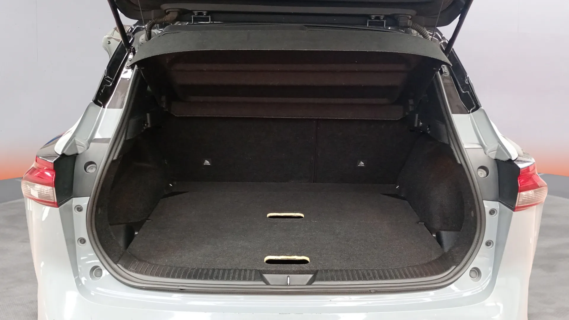 Nissan Qashqai DIG-T N-Connecta - foto 21