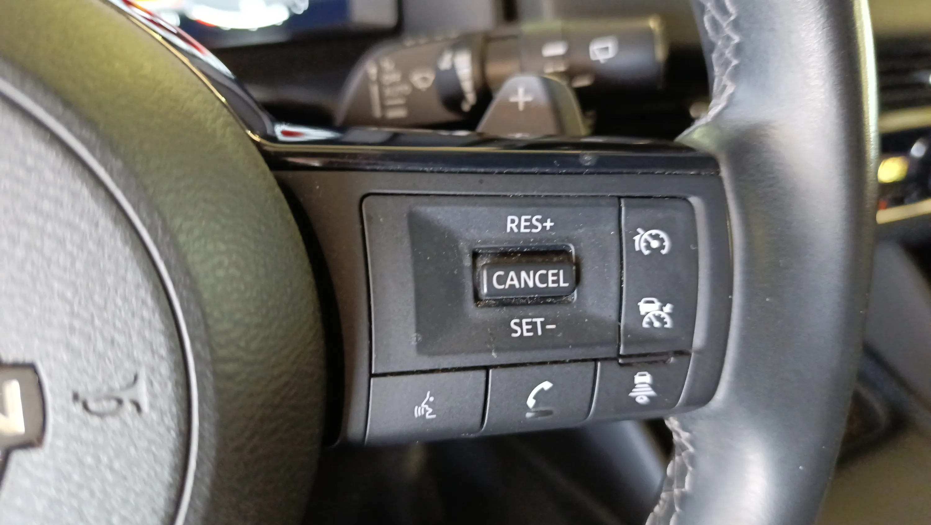 Nissan Qashqai DIG-T Xtronic N-Connecta - foto 13