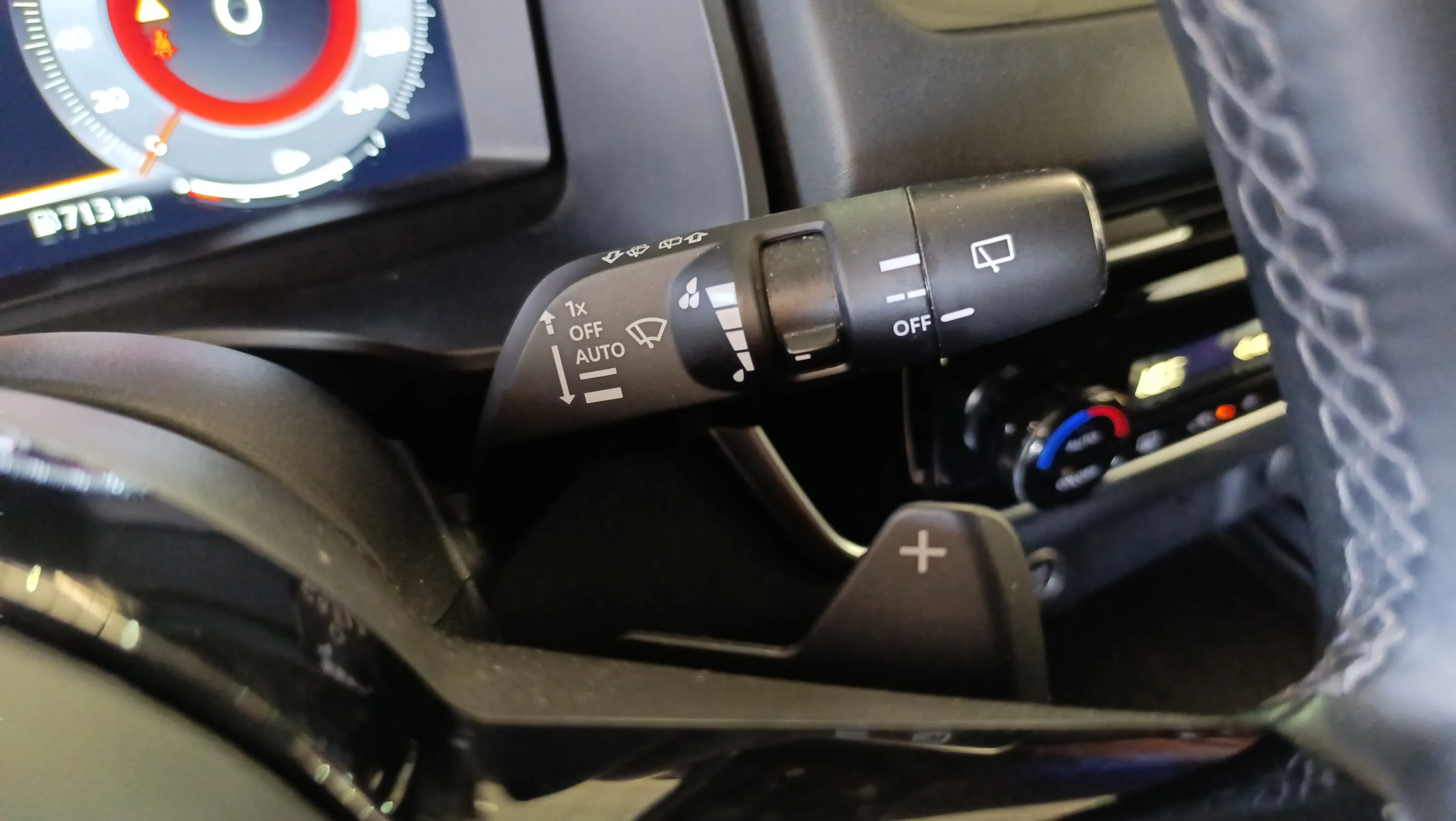 Nissan Qashqai DIG-T Xtronic N-Connecta - foto 14
