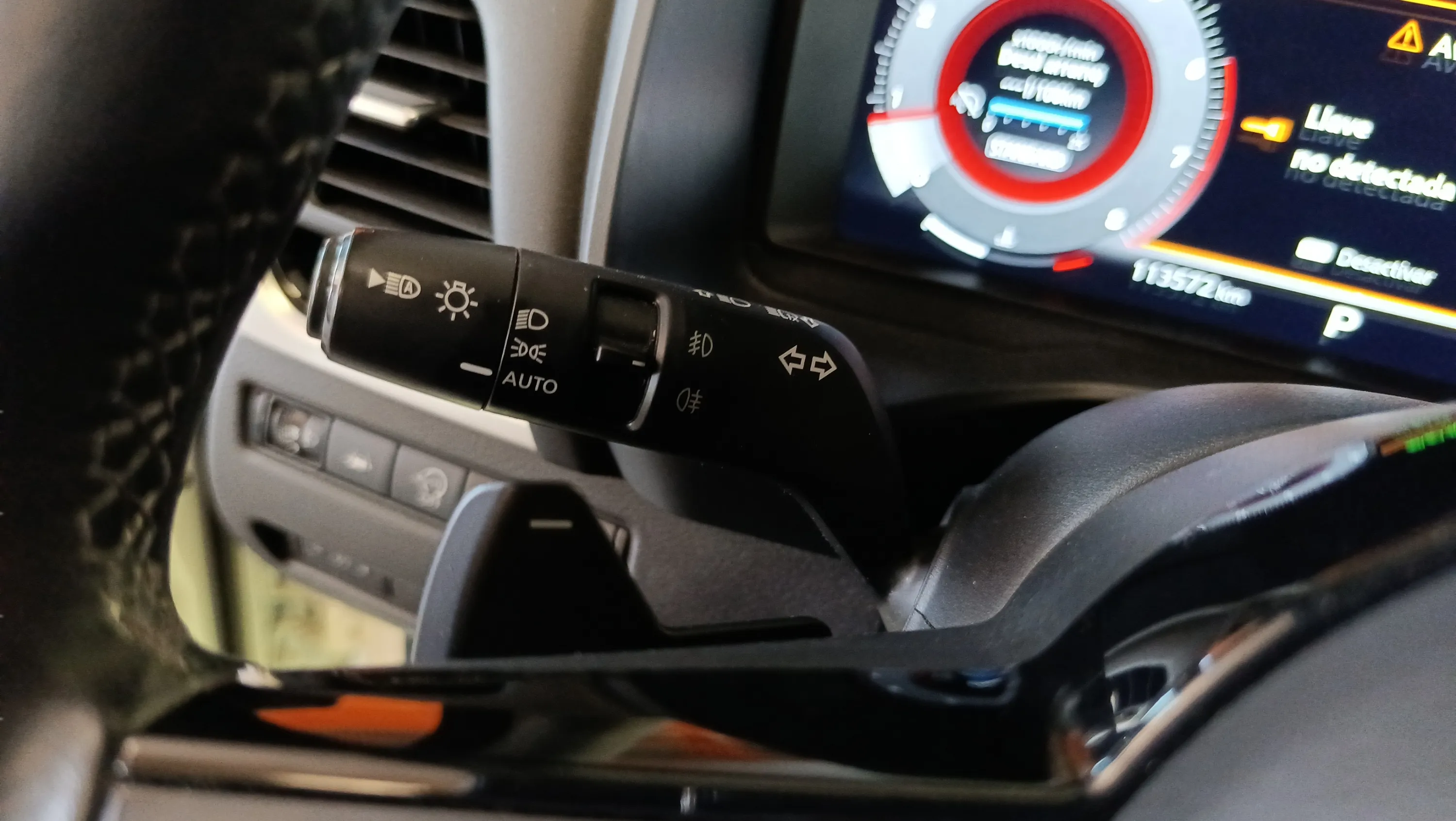 Nissan Qashqai DIG-T Xtronic N-Connecta - foto 12