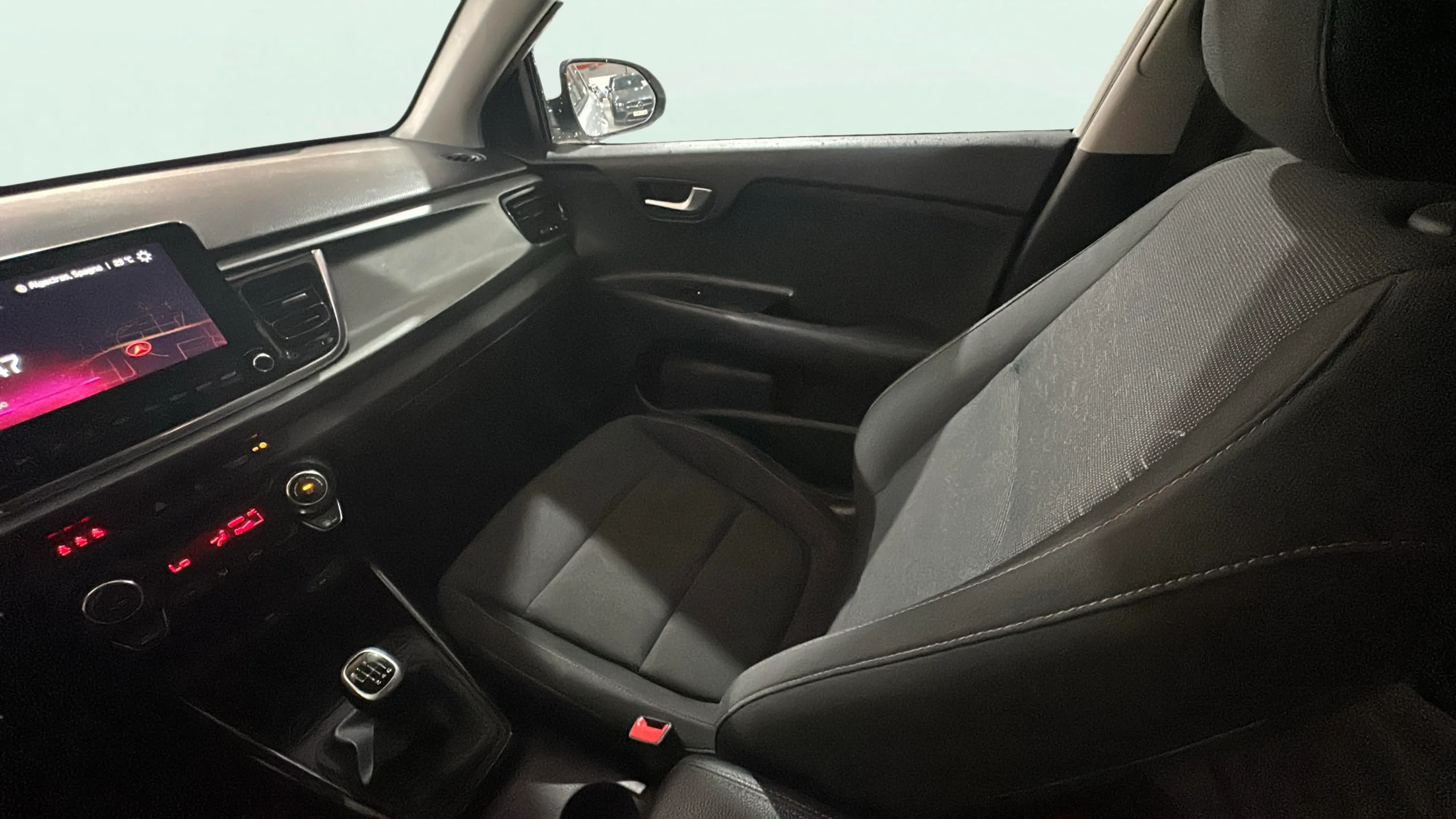 Kia Rio 1.0 T-GDi MHEV iMT Drive - foto 11