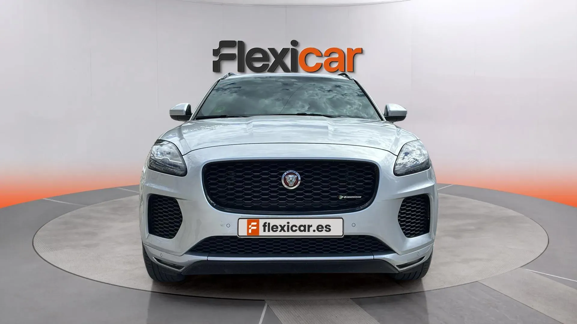 Jaguar E-Pace 2. R-Dynamic 4WD - foto 2