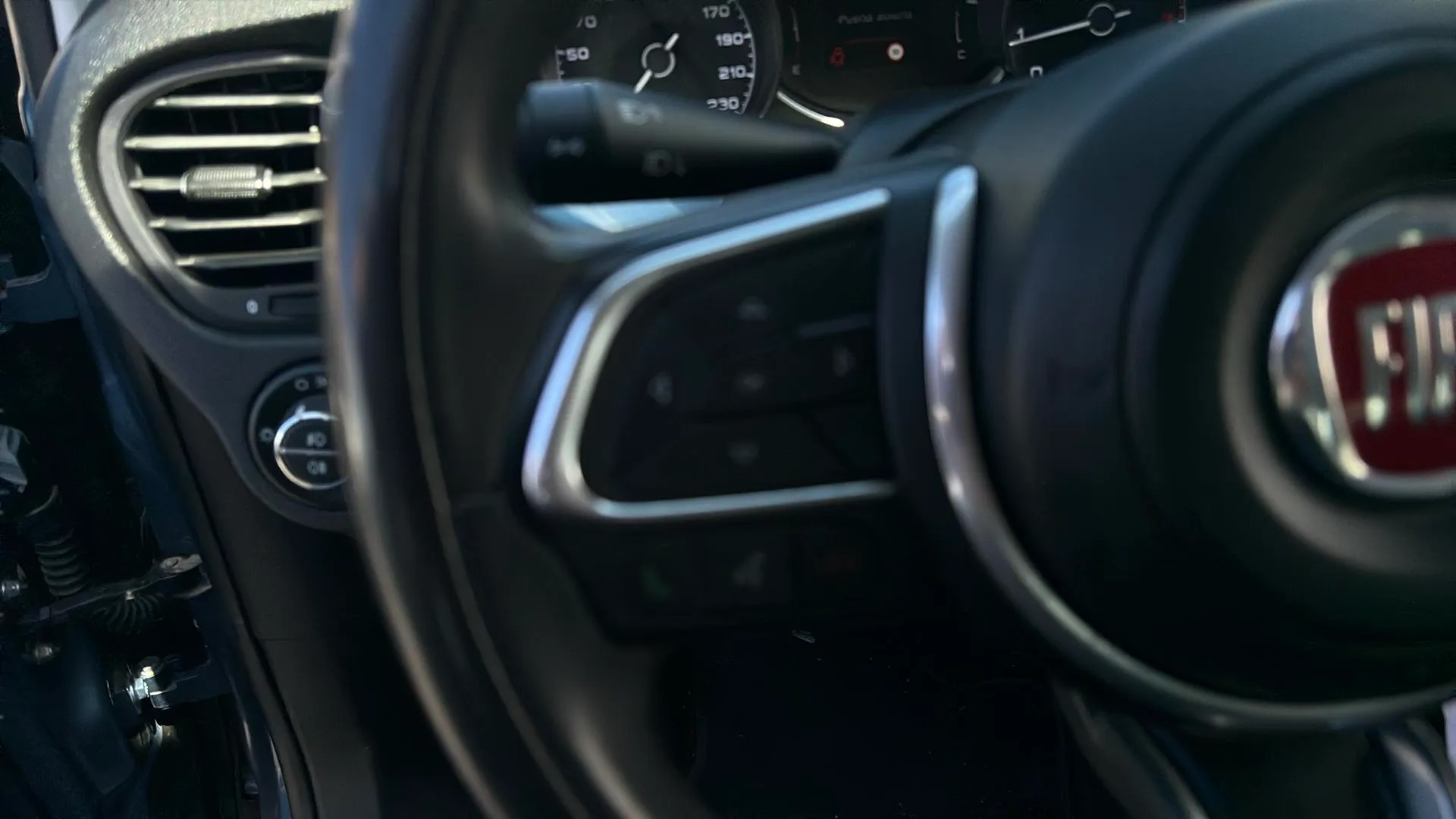 Fiat 500X City Cross 1,0 GSE T3 - foto 15