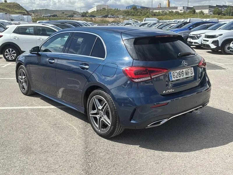 Mercedes-Benz Clase A A 250 e Premium-Pack 1.3 AMG Line - foto 4