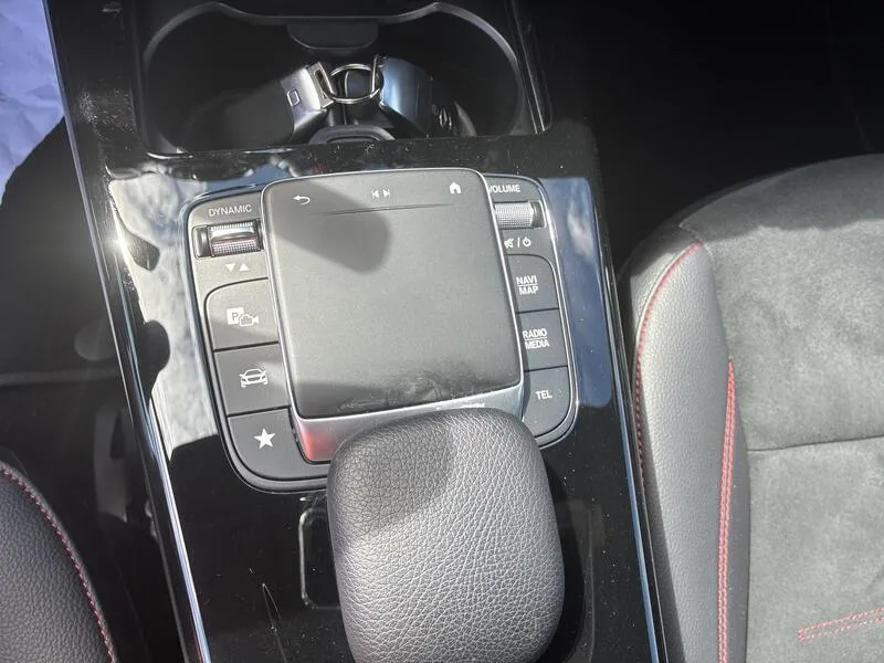 Mercedes-Benz Clase A A 250 e Premium-Pack 1.3 AMG Line - foto 32